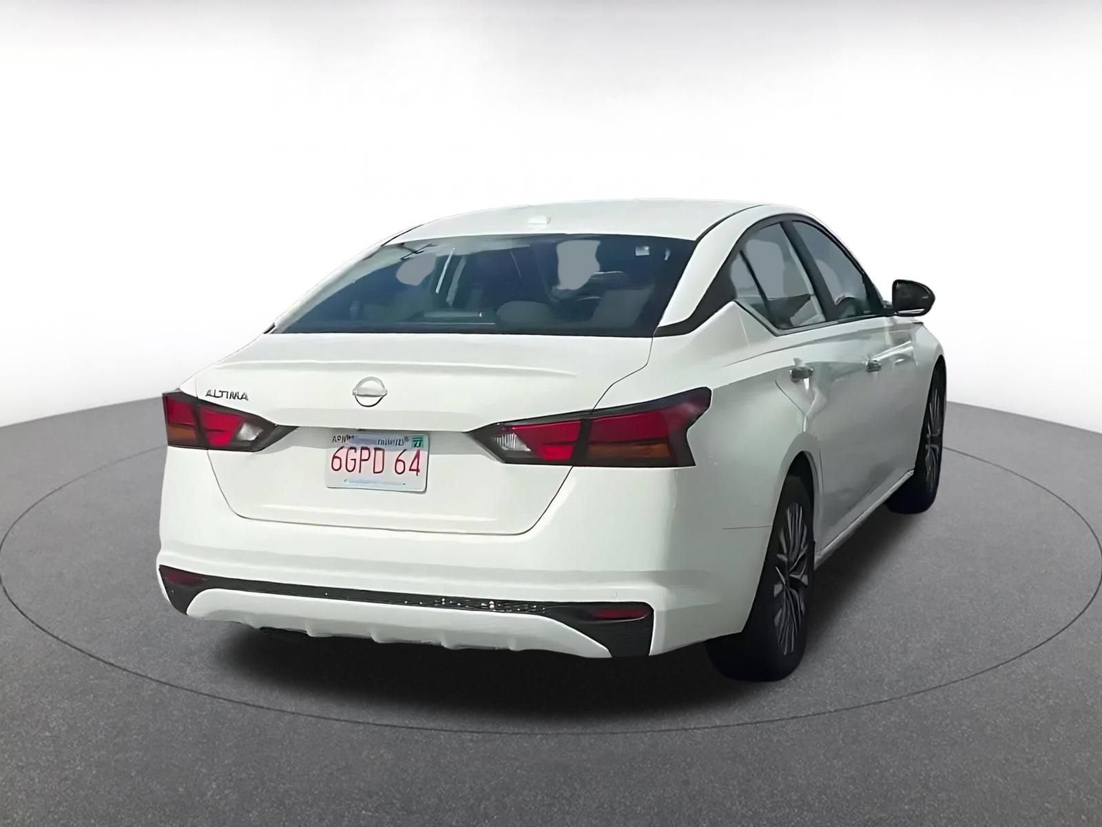 Thumbnail: 2025 Nissan Altima - 13