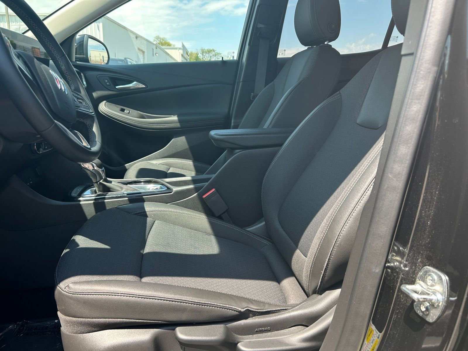 Thumbnail: 2025 Buick Encore GX - 22