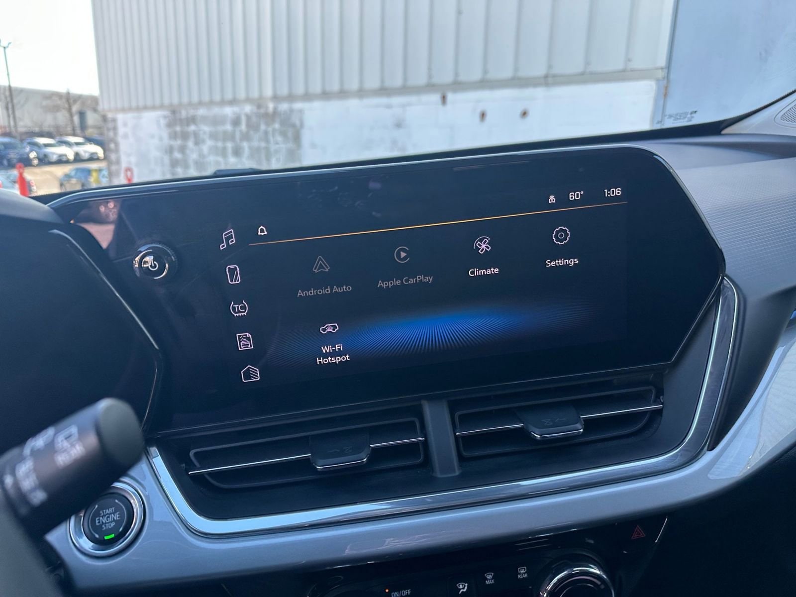 Thumbnail: 2025 Chevrolet Trax - 21