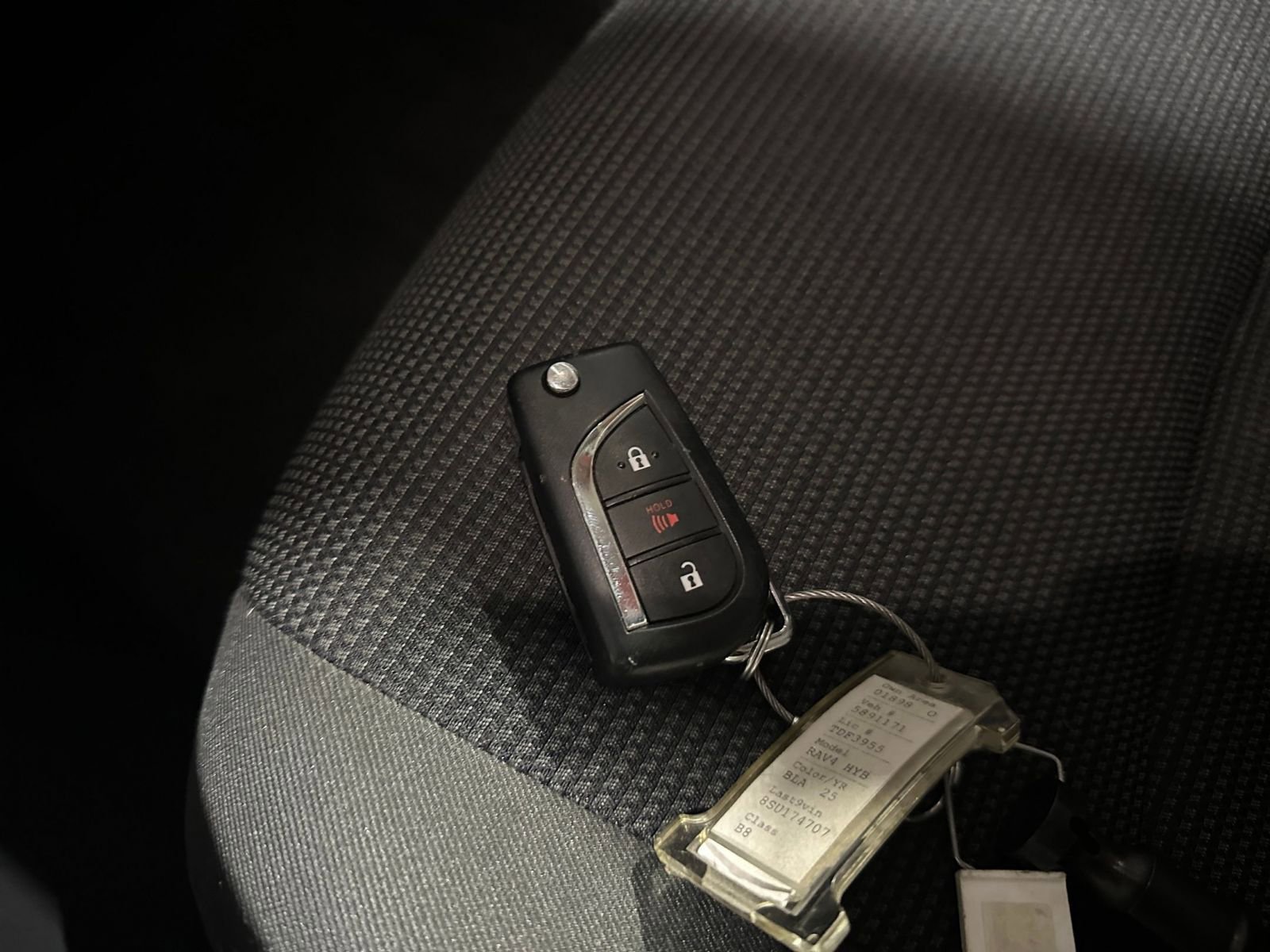 Thumbnail: 2025 Toyota RAV4 - 22