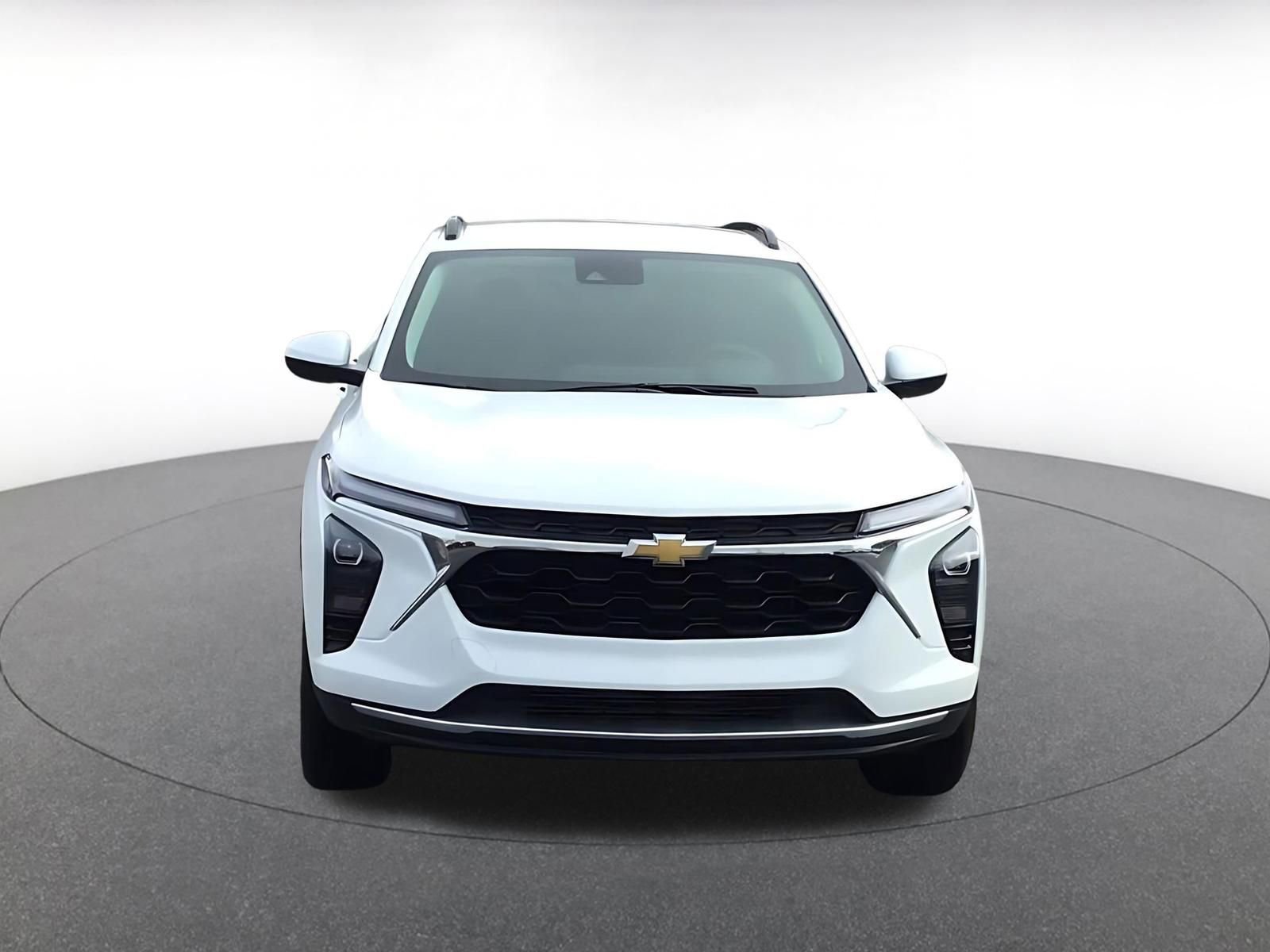 Thumbnail: 2025 Chevrolet Trax - 4