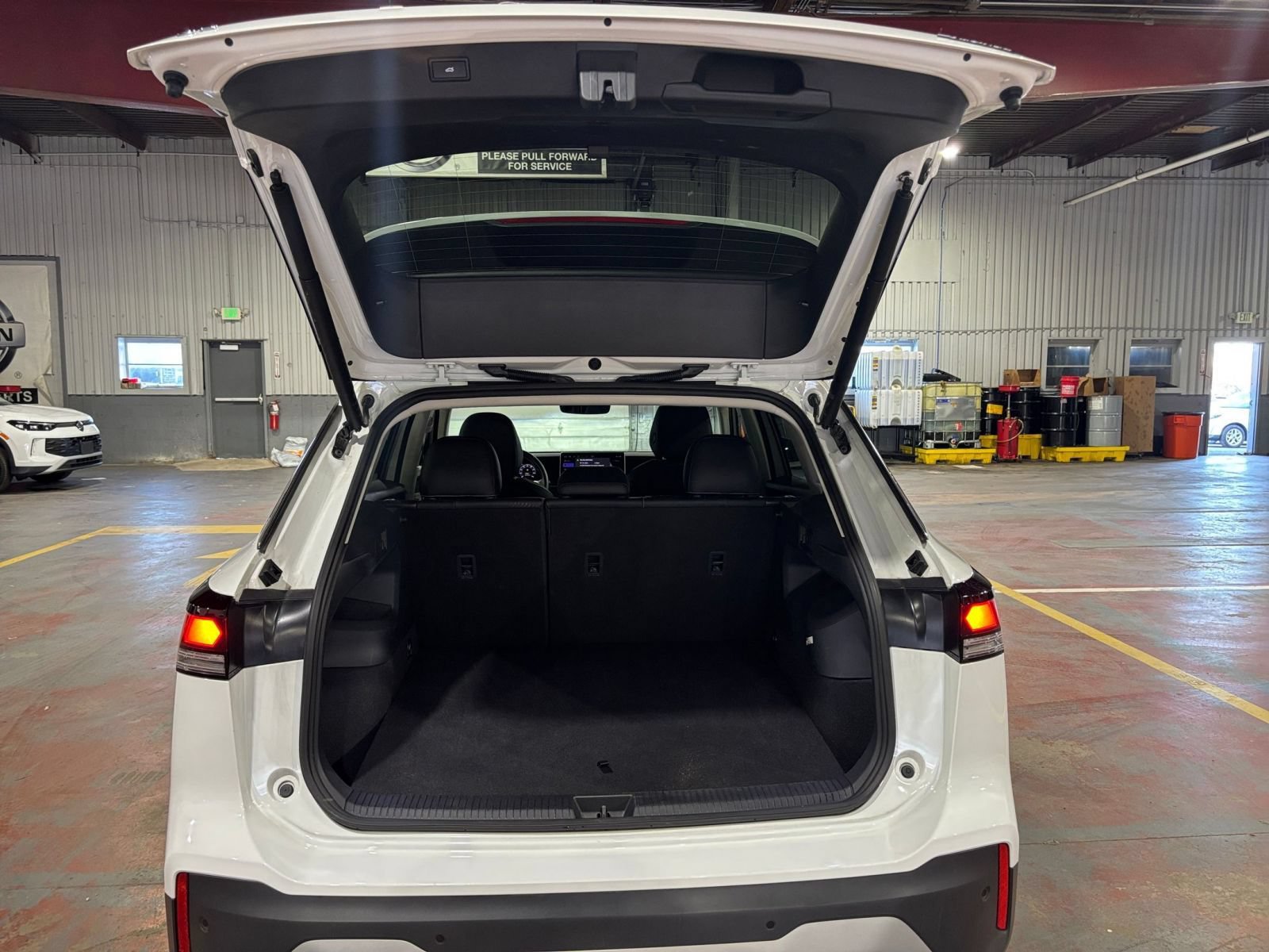 Thumbnail: 2026 Volkswagen Tiguan - 32
