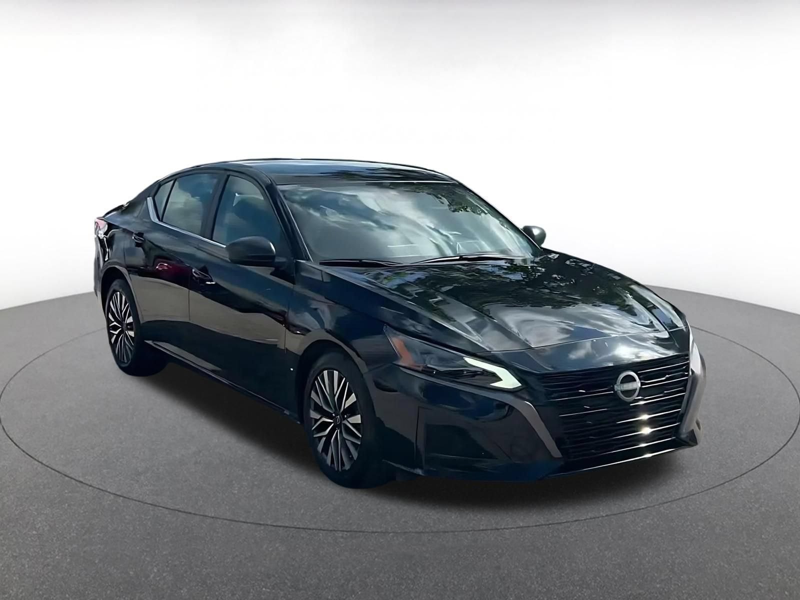 Thumbnail: 2026 Nissan Altima - 3