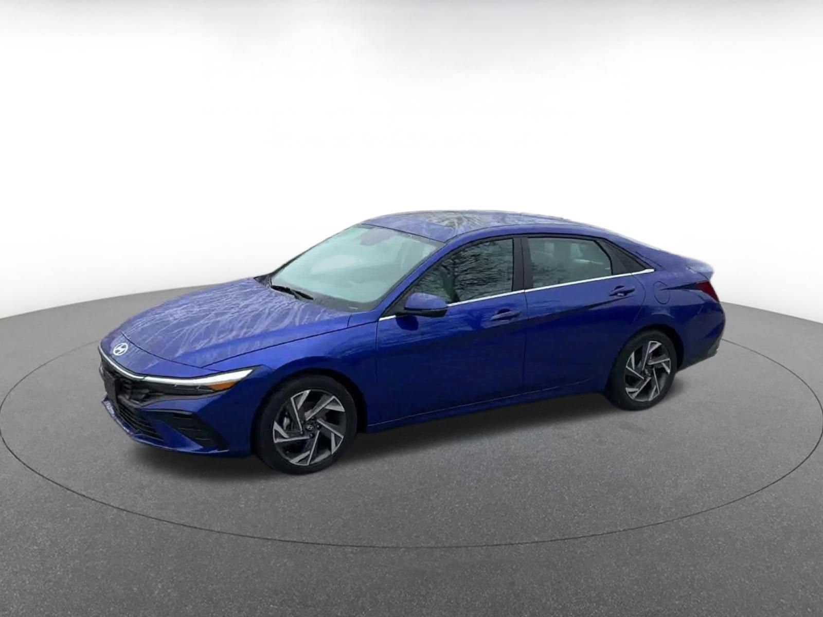 Thumbnail: 2025 Hyundai Elantra - 8