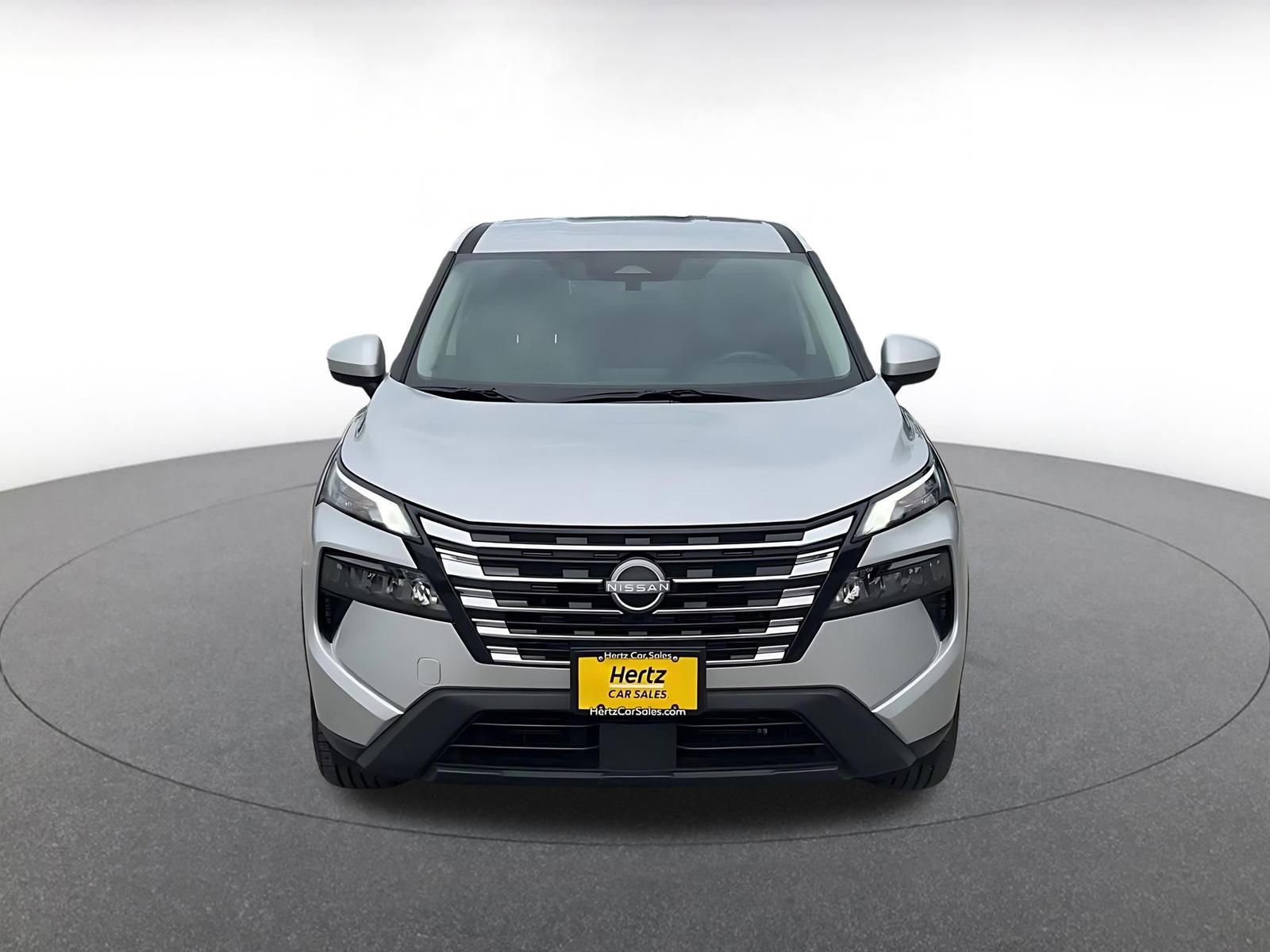 Thumbnail: 2025 Nissan Rogue - 4