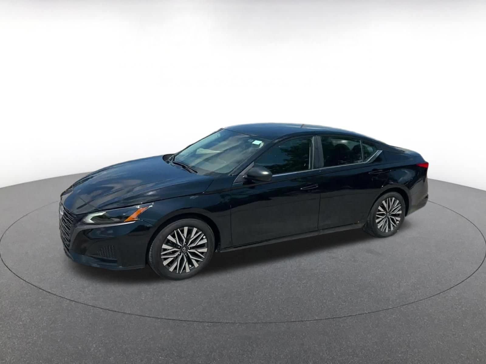 Thumbnail: 2026 Nissan Altima - 8
