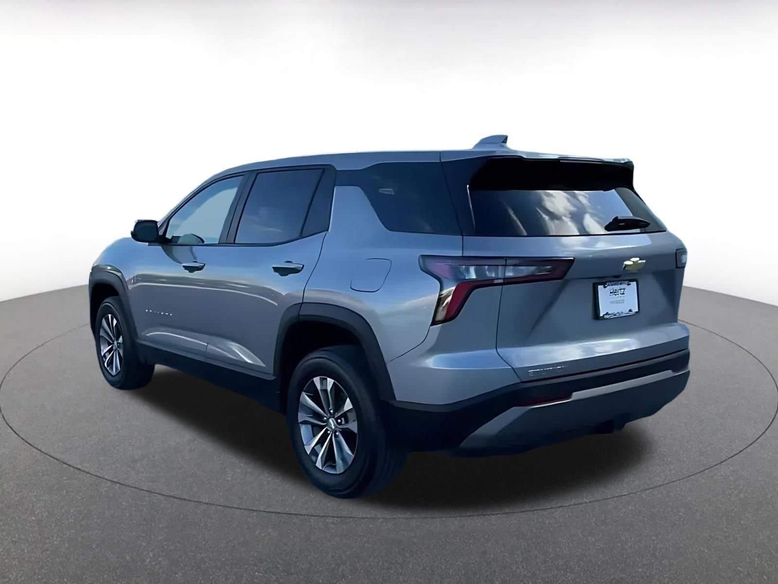 Thumbnail: 2025 Chevrolet Equinox - 11