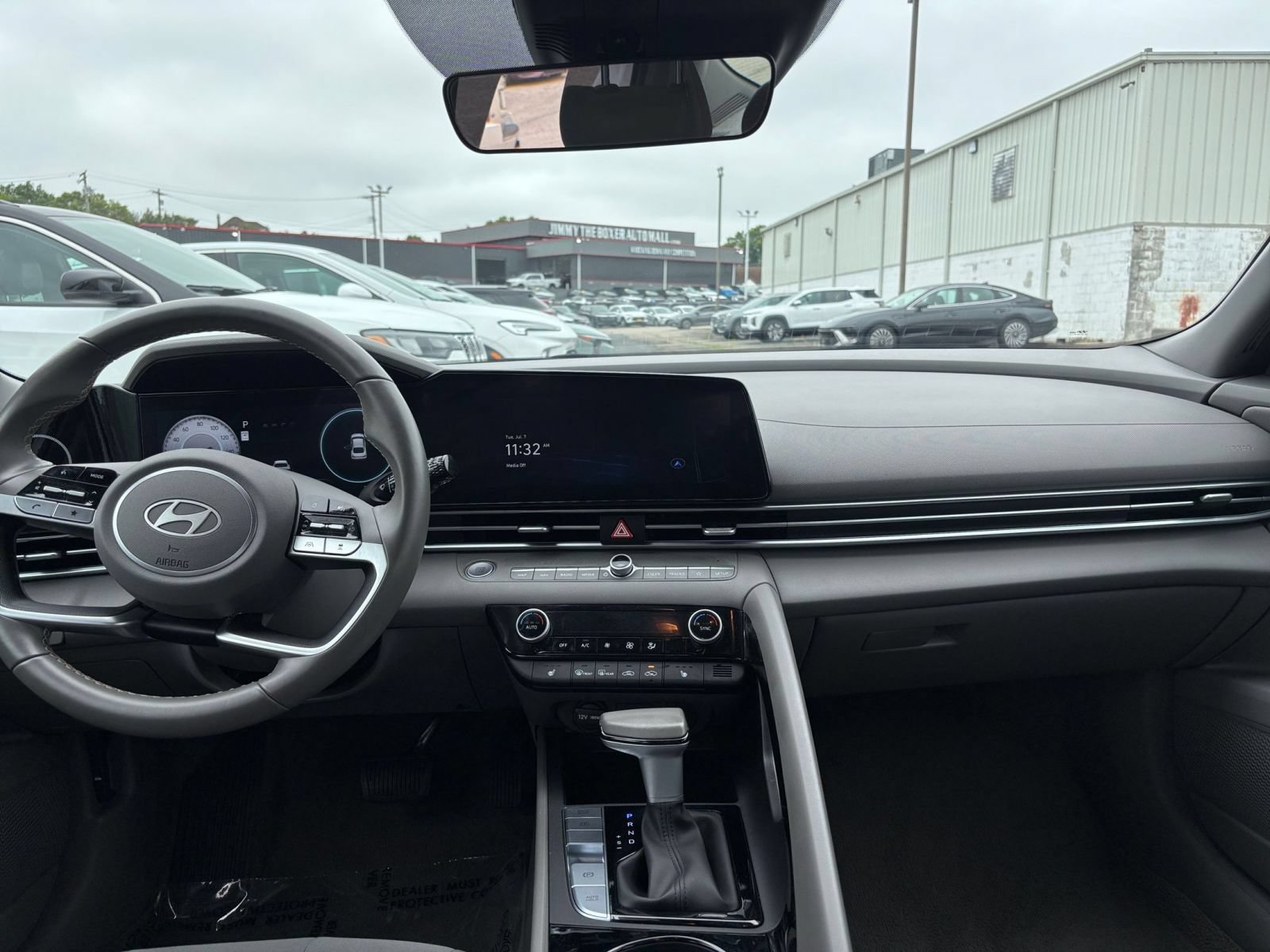 Thumbnail: 2025 Hyundai Elantra - 29