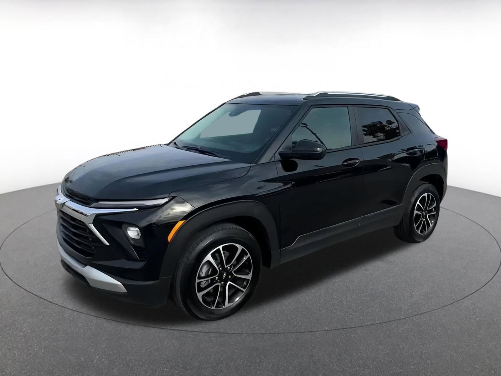 Thumbnail: 2025 Chevrolet TrailBlazer - 8