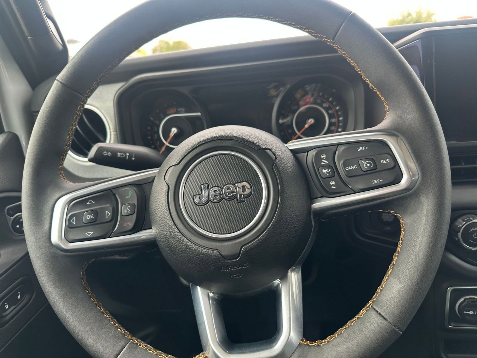 Thumbnail: 2025 Jeep Wrangler - 27