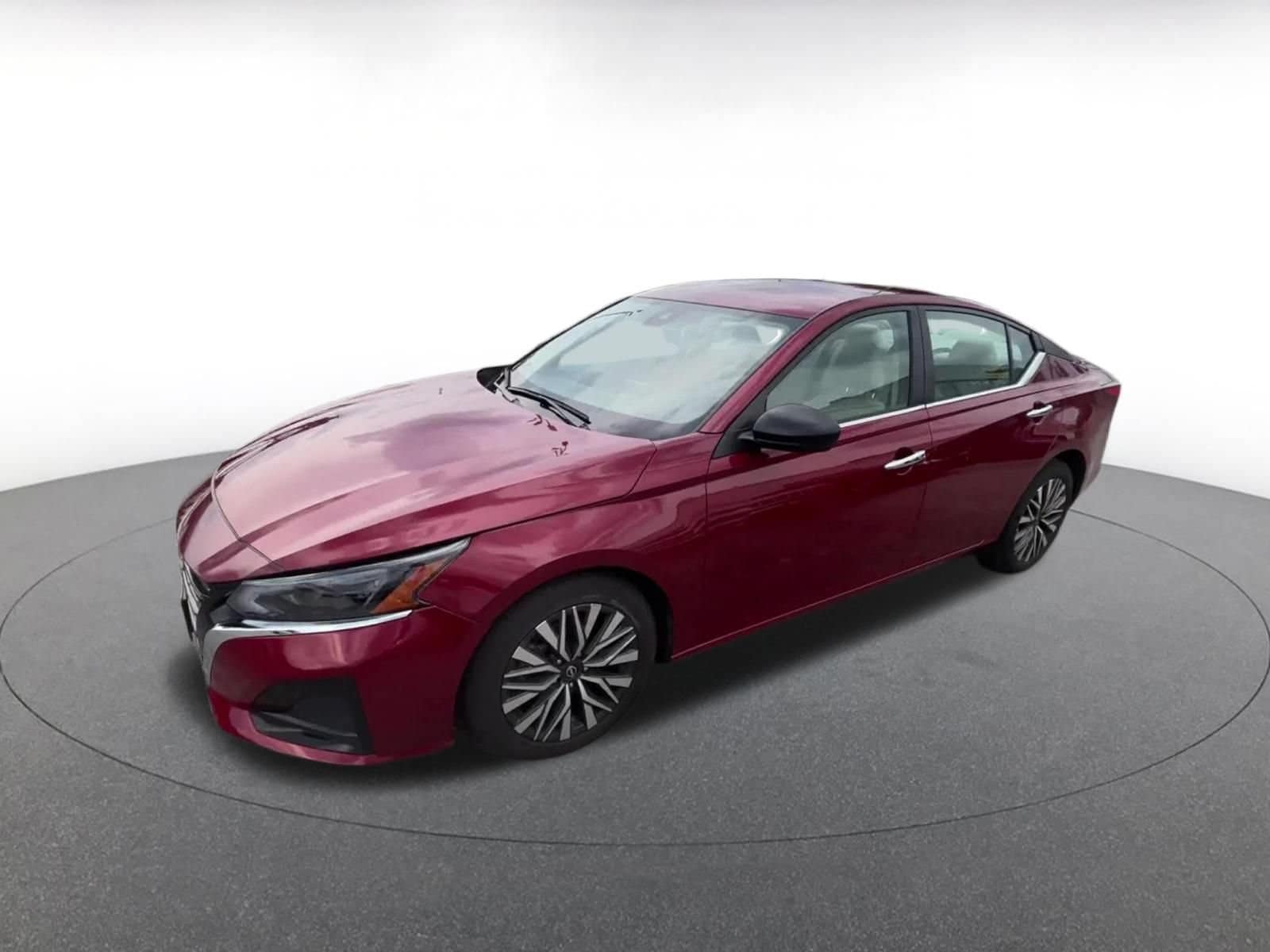 Thumbnail: 2025 Nissan Altima - 6