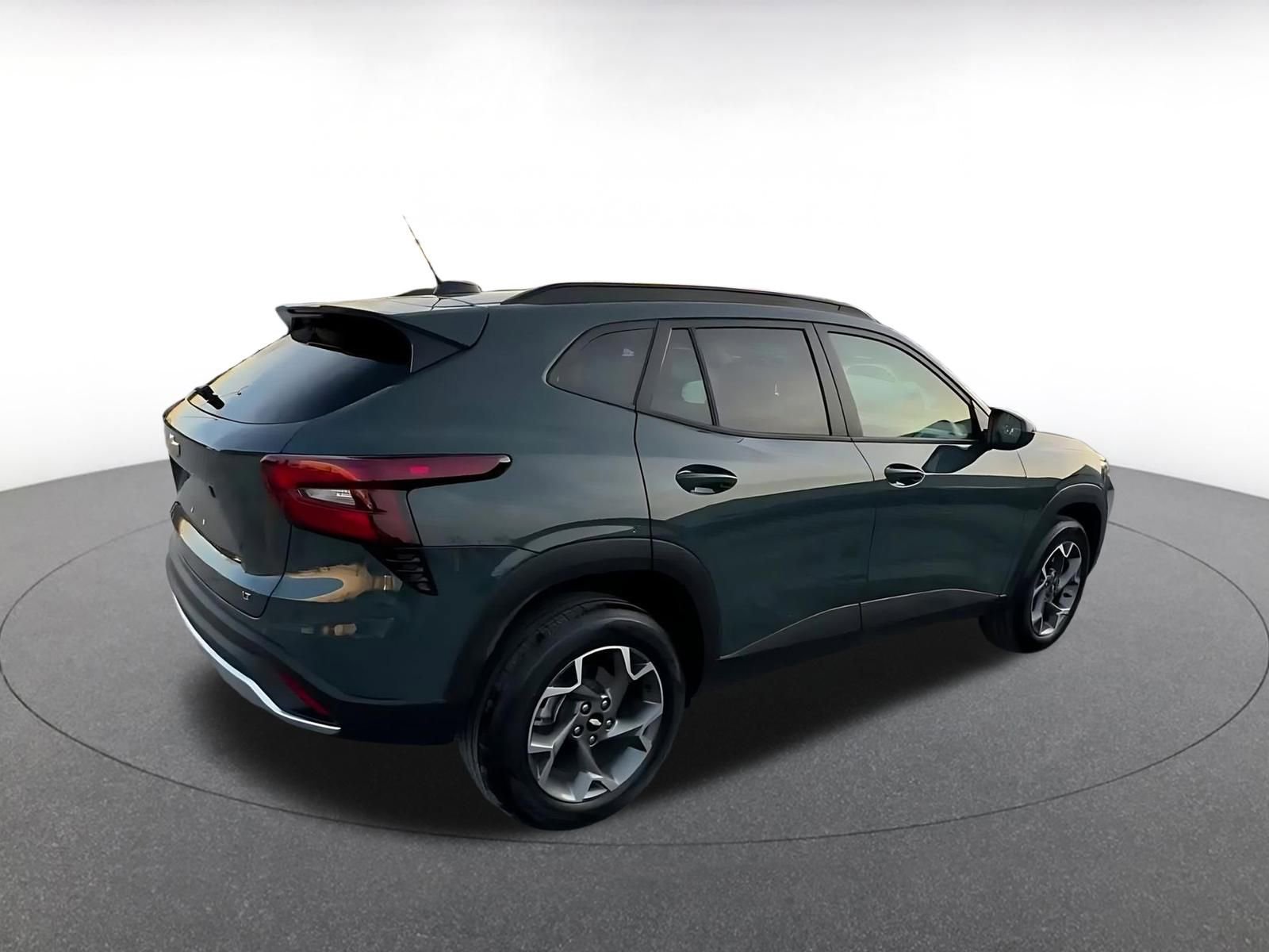 Thumbnail: 2025 Chevrolet Trax - 14