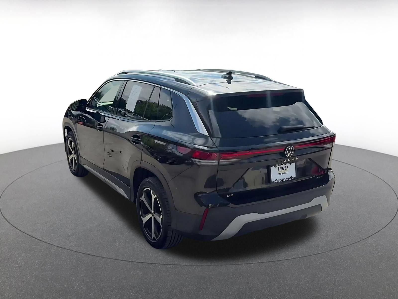 Thumbnail: 2026 Volkswagen Tiguan - 12