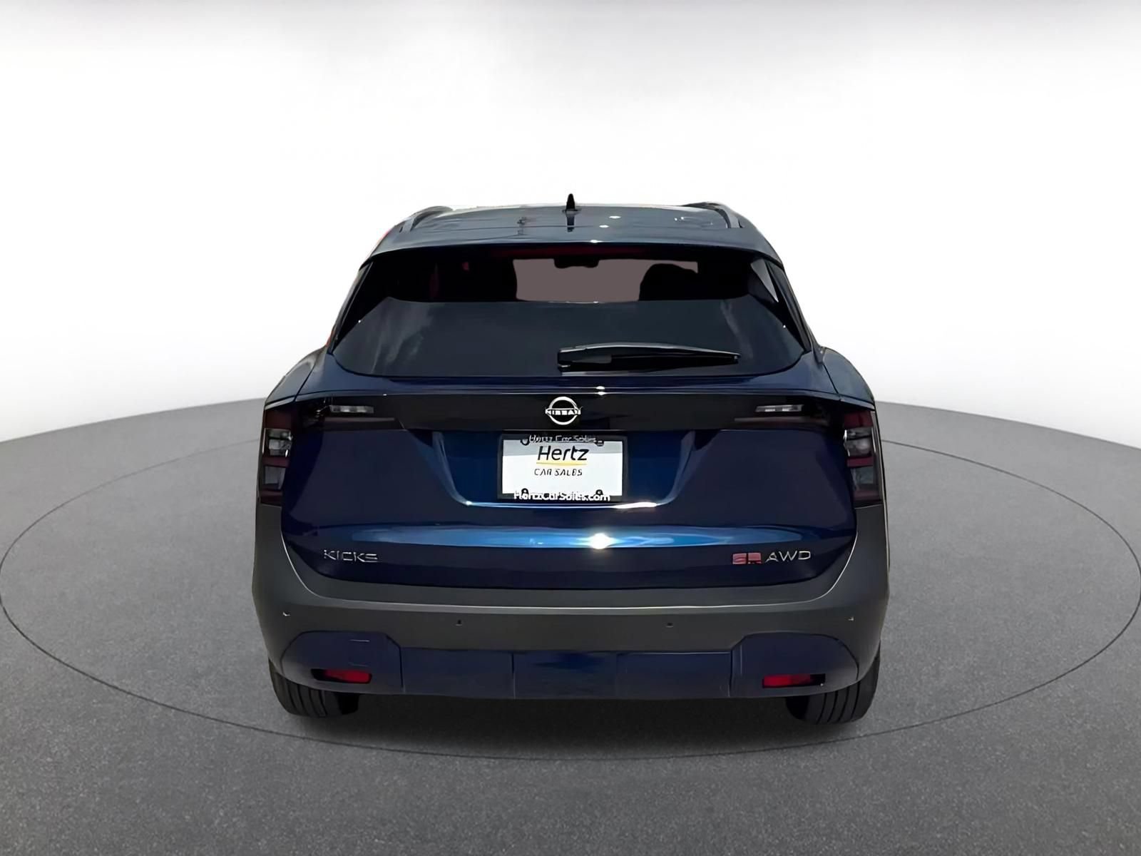 Thumbnail: 2026 Nissan Kicks - 12