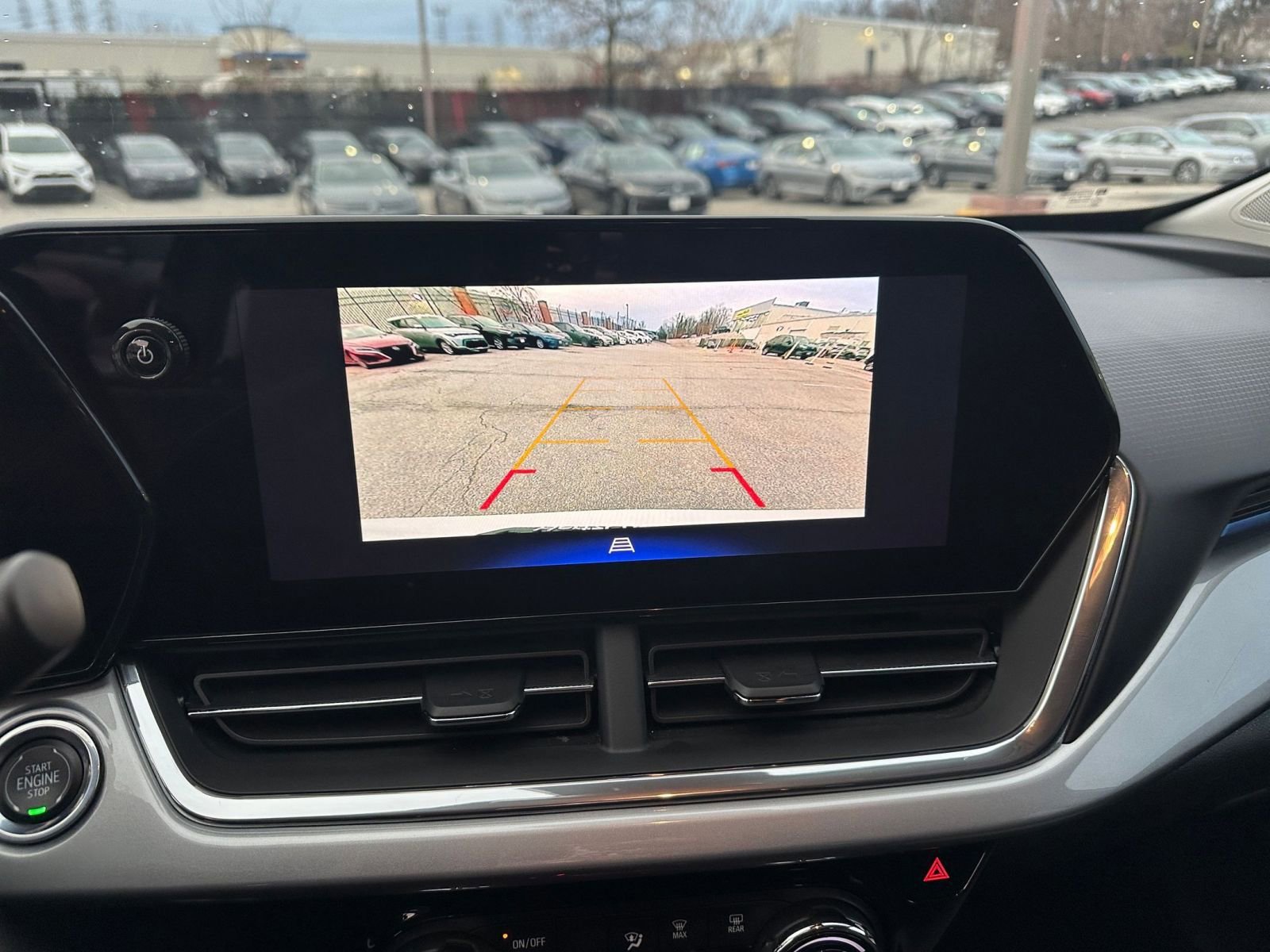 Thumbnail: 2025 Chevrolet Trax - 17