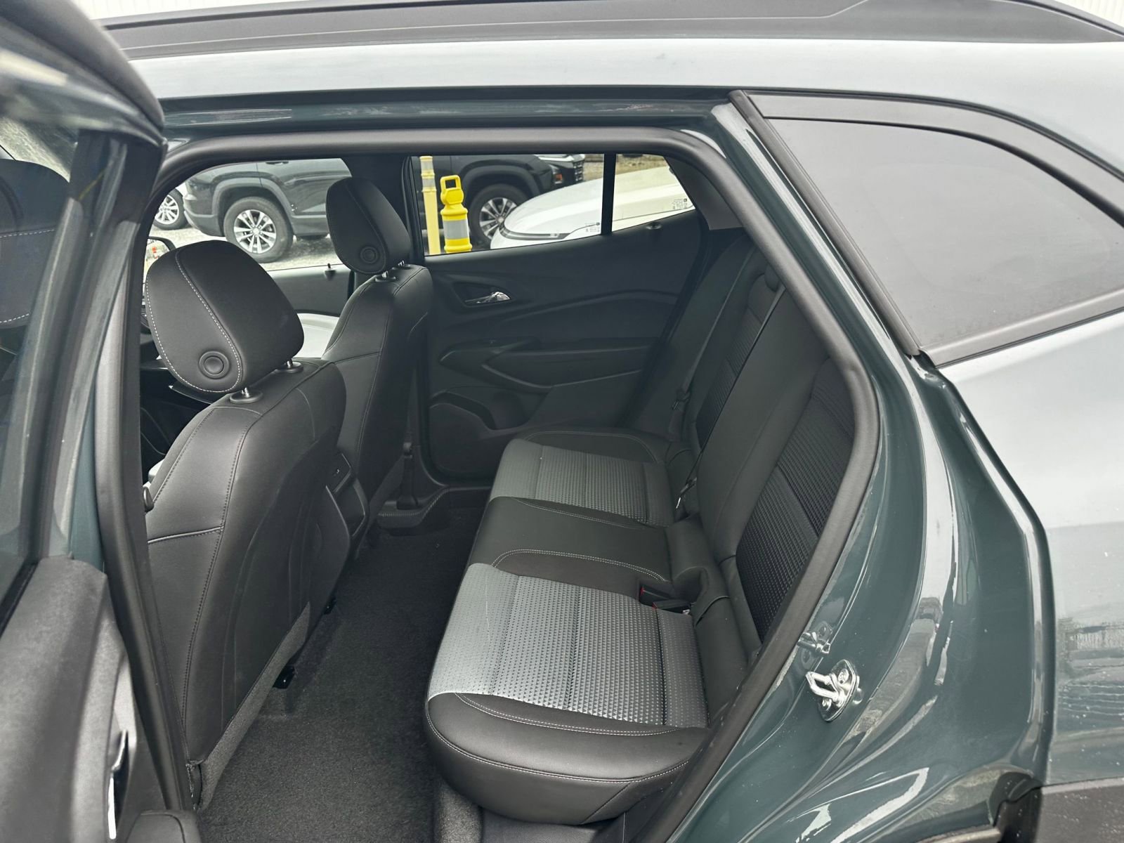 Thumbnail: 2025 Chevrolet Trax - 8