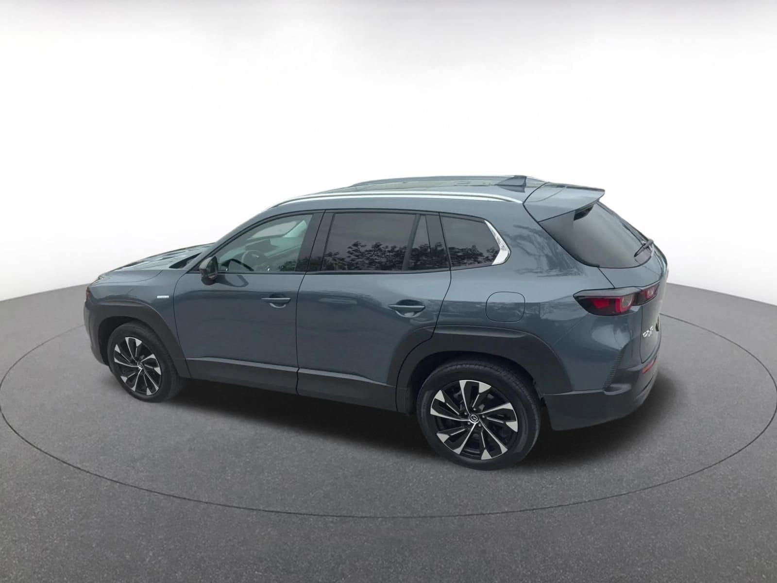 Thumbnail: 2025 Mazda CX-50 - 10
