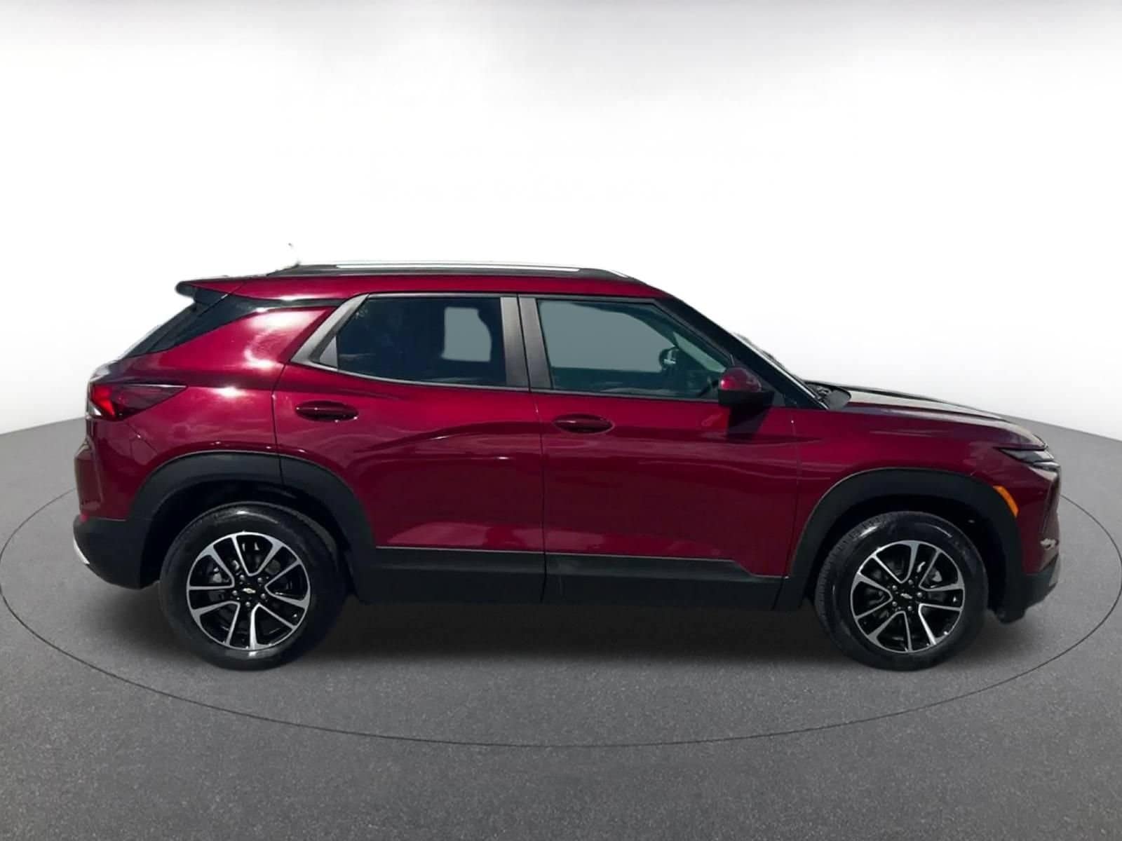 Thumbnail: 2025 Chevrolet TrailBlazer - 13