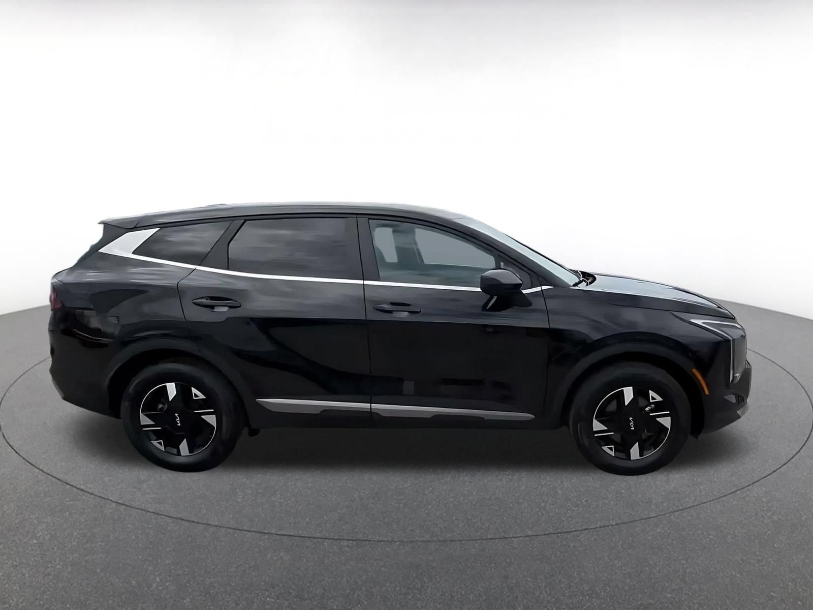 Thumbnail: 2026 Kia Sportage - 15