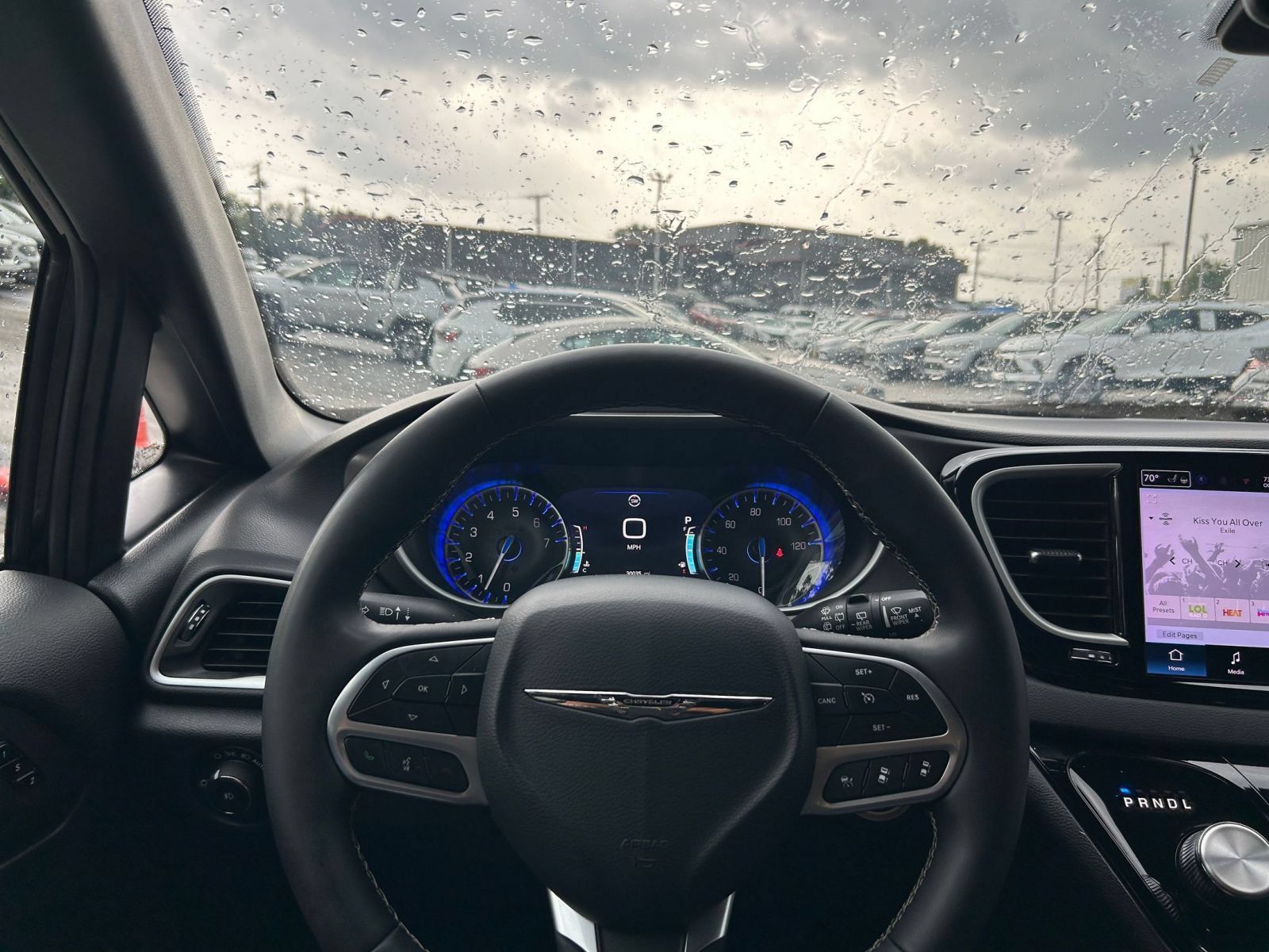 Thumbnail: 2025 Chrysler Pacifica - 27