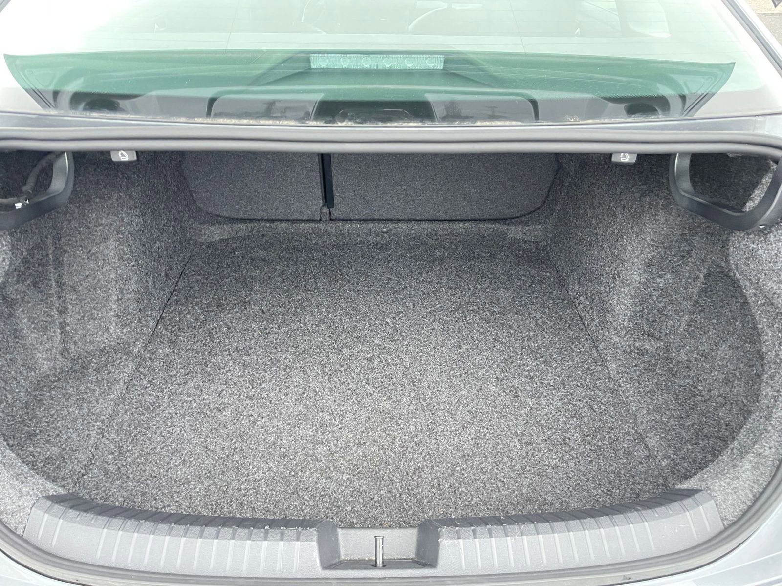 Thumbnail: 2025 Volkswagen Jetta - 31