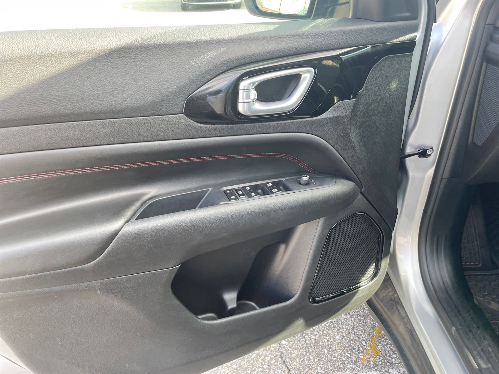 Thumbnail: 2025 Jeep Compass - 20