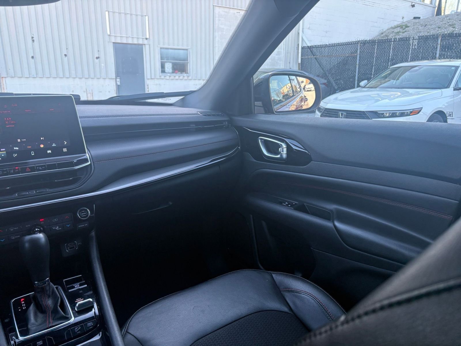 Thumbnail: 2025 Jeep Compass - 34