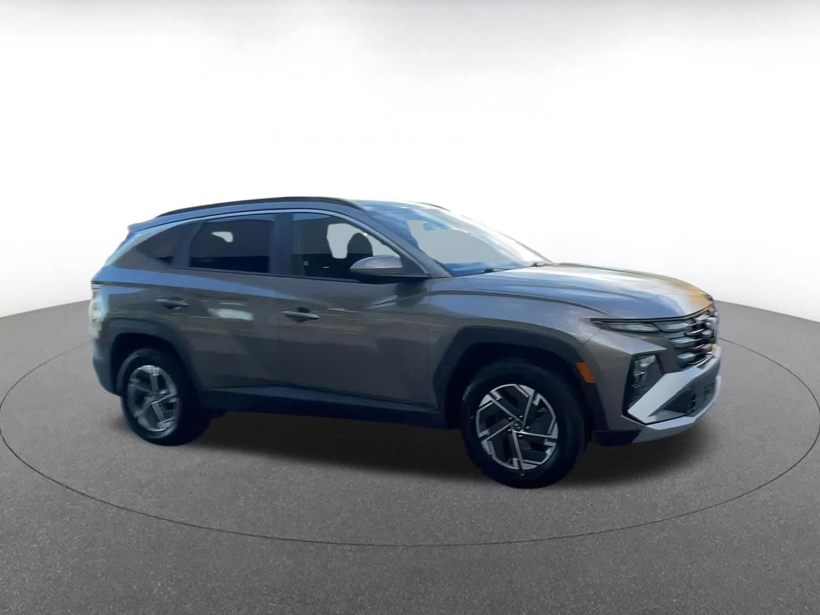 Thumbnail: 2025 Hyundai Tucson - 2