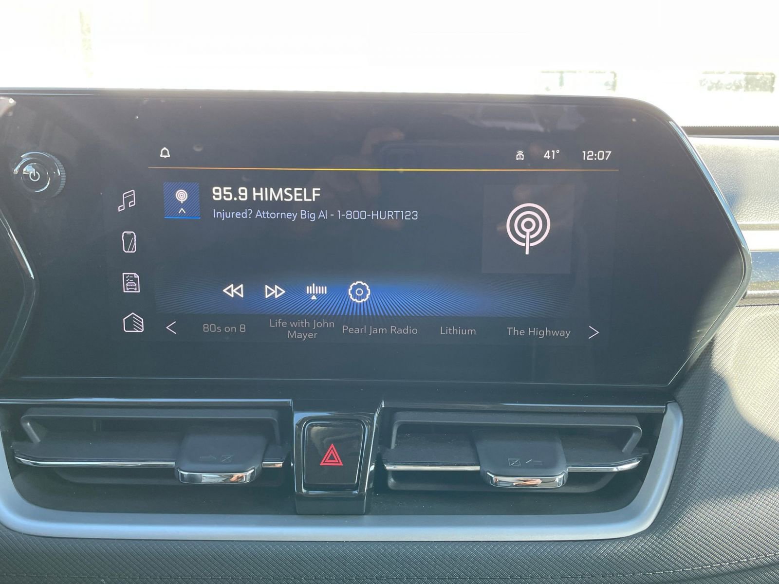 Thumbnail: 2025 Chevrolet TrailBlazer - 21