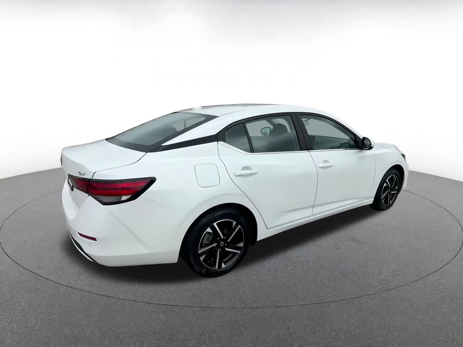 Thumbnail: 2024 Nissan Sentra - 15