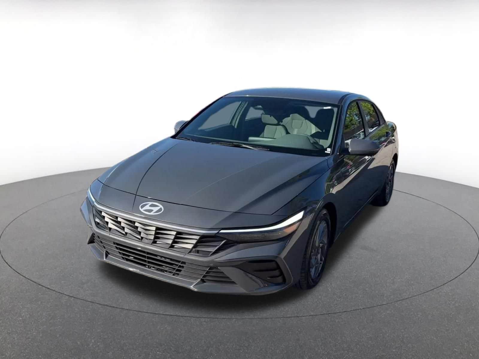 Thumbnail: 2026 Hyundai Elantra - 6