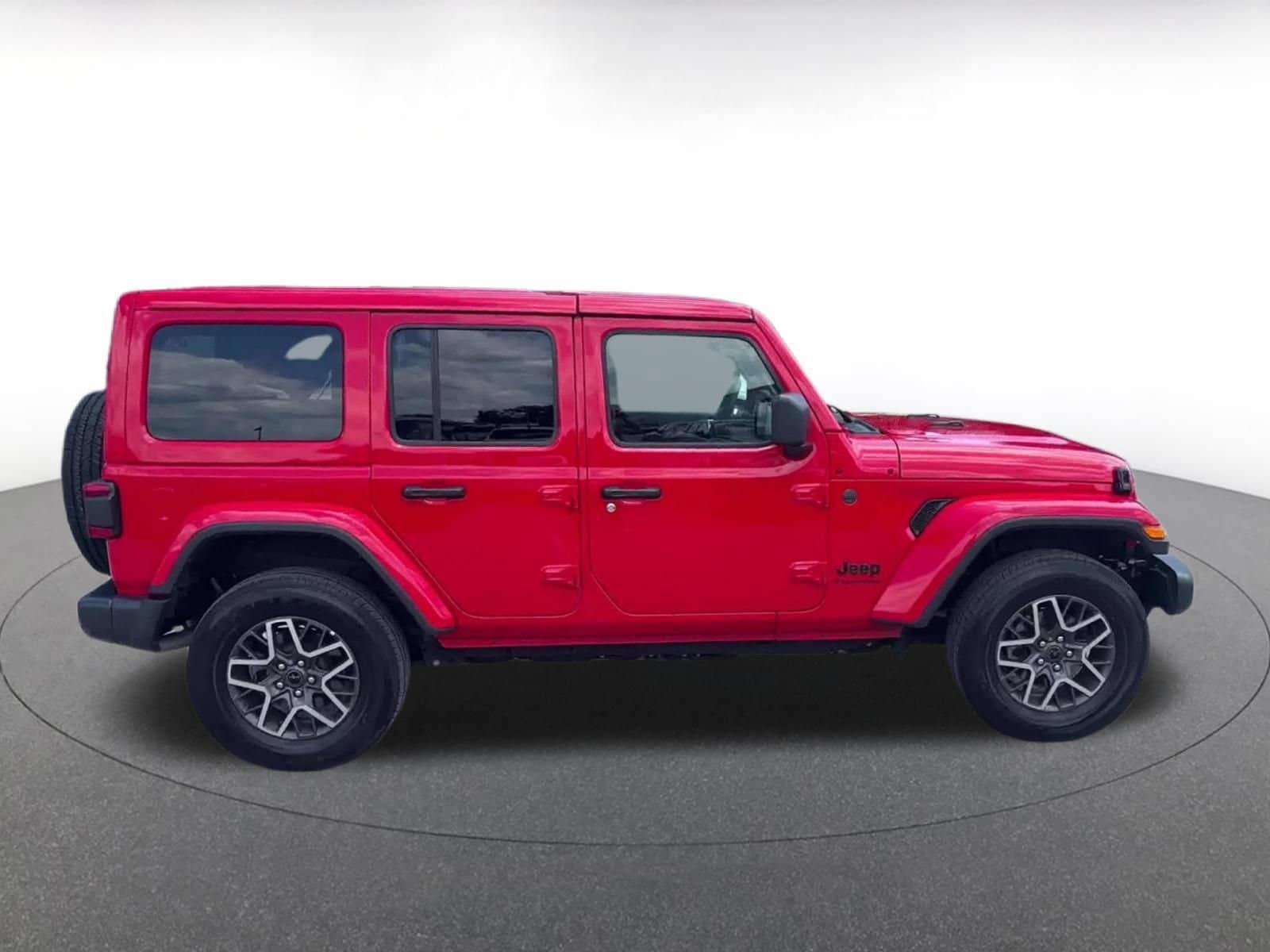 Thumbnail: 2025 Jeep Wrangler - 16