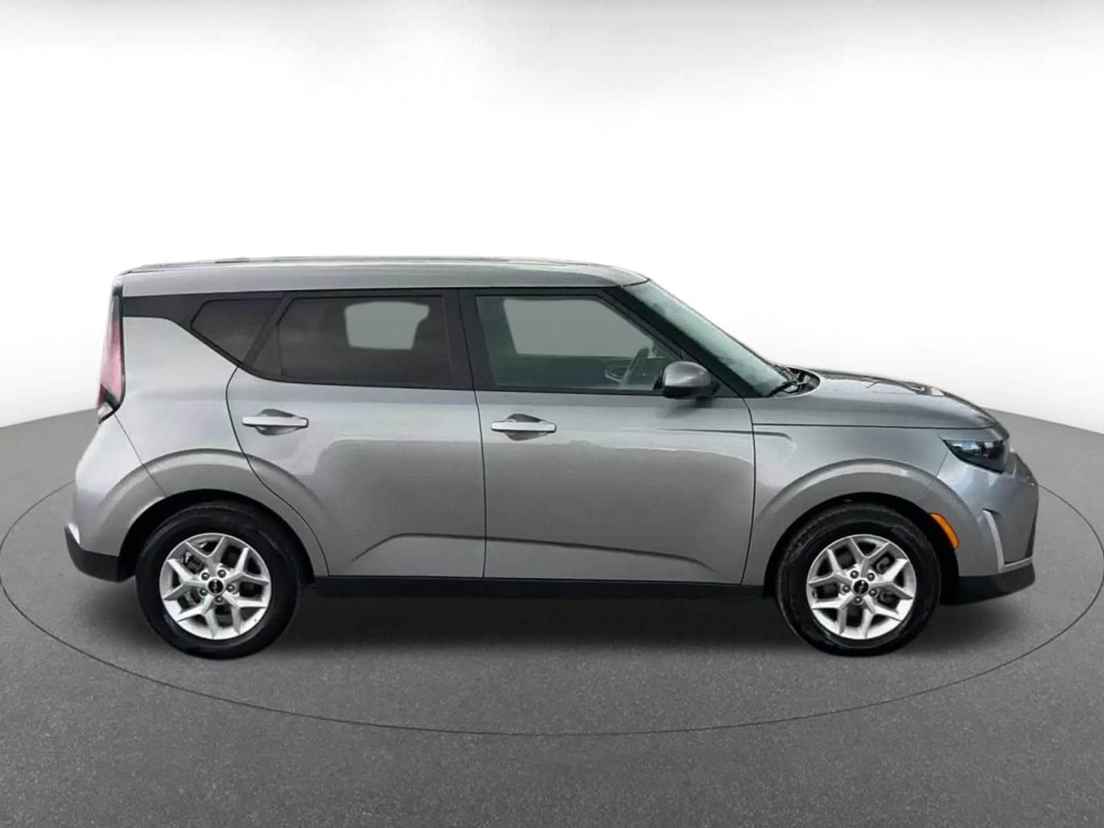 Thumbnail: 2025 Kia Soul - 16
