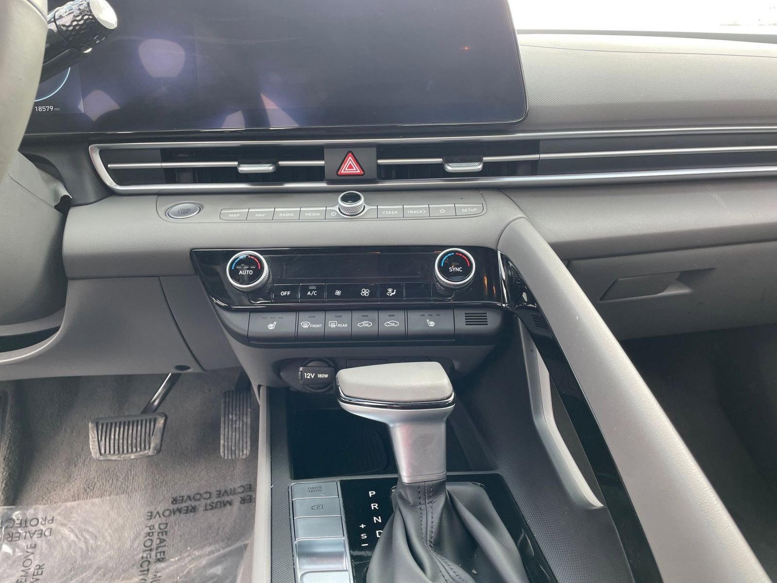 Thumbnail: 2025 Hyundai Elantra - 17