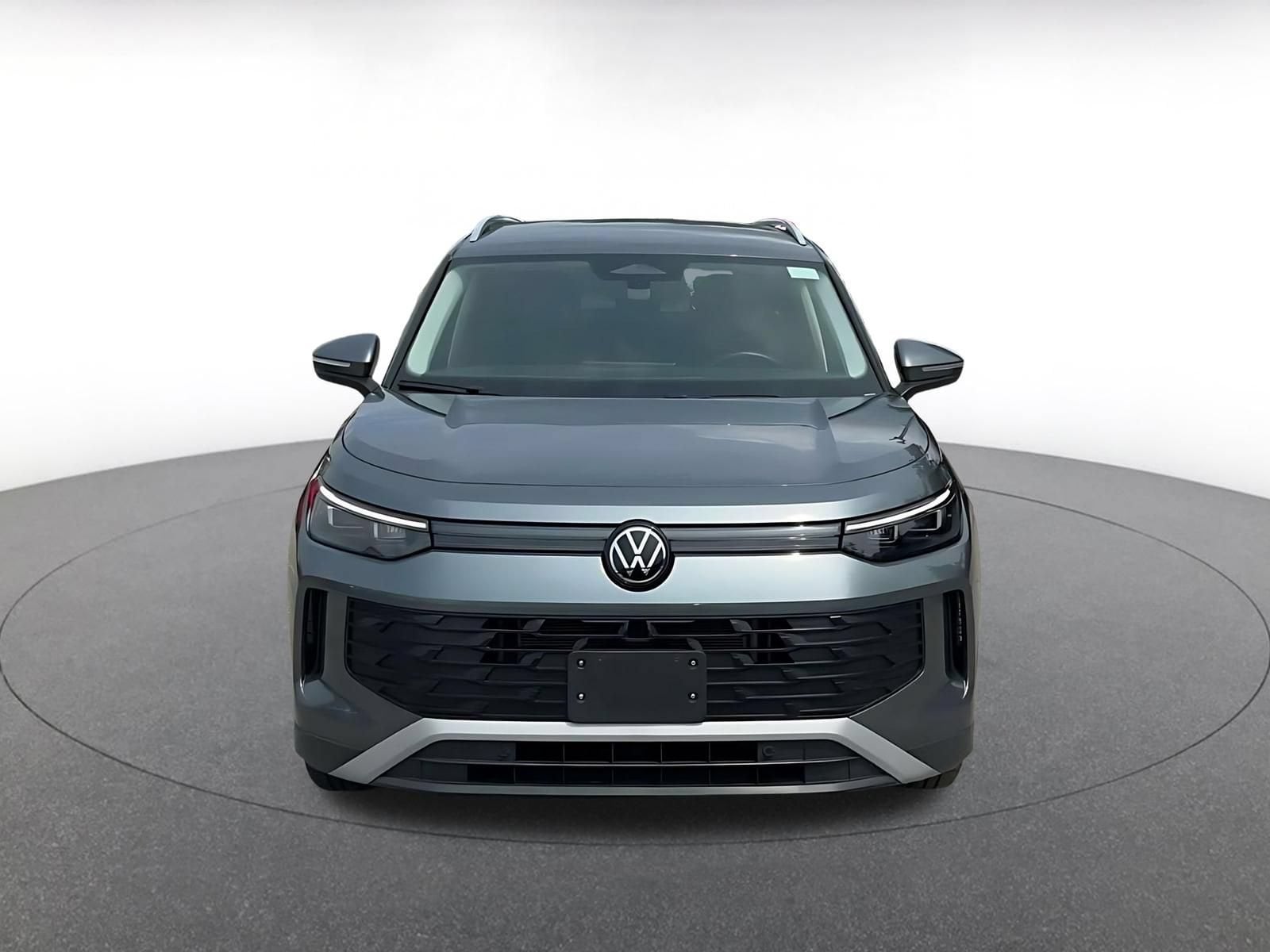 Thumbnail: 2026 Volkswagen Tiguan - 4