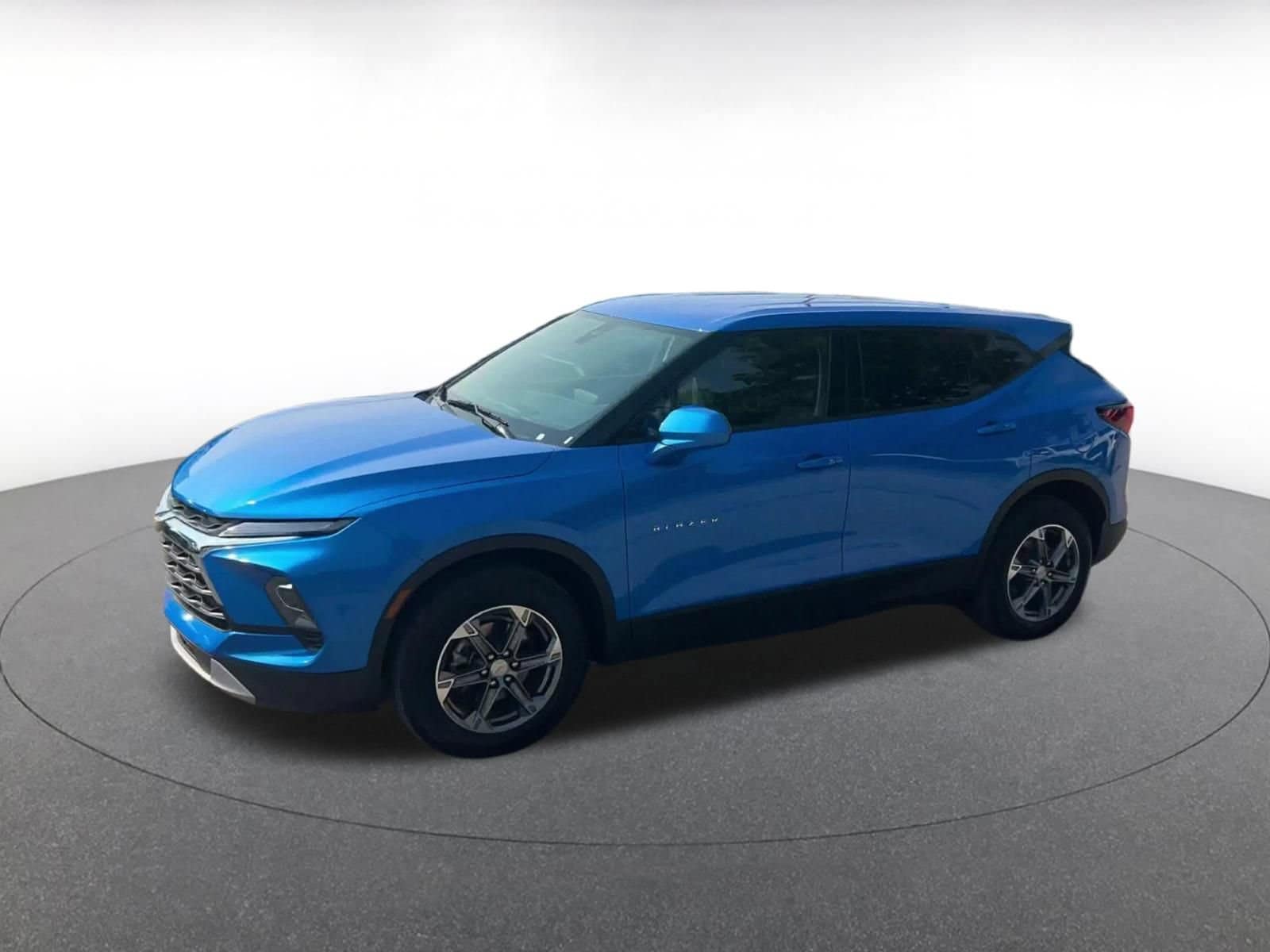 Thumbnail: 2026 Chevrolet Blazer - 8