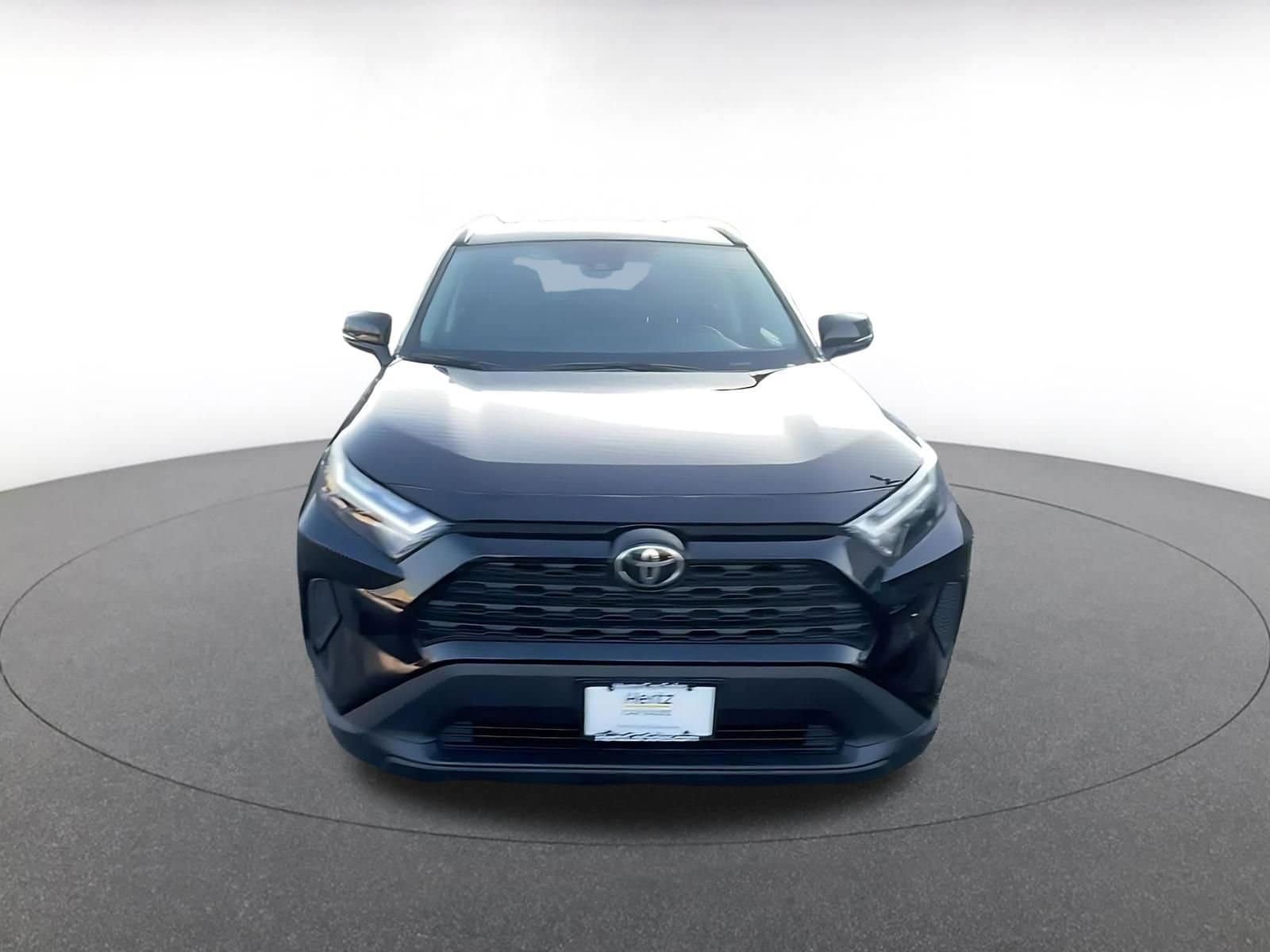 Thumbnail: 2025 Toyota RAV4 - 4