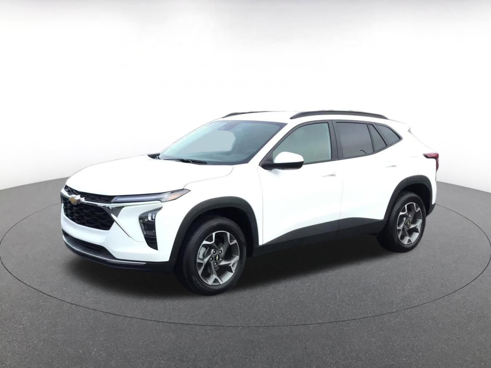 Thumbnail: 2025 Chevrolet Trax - 8