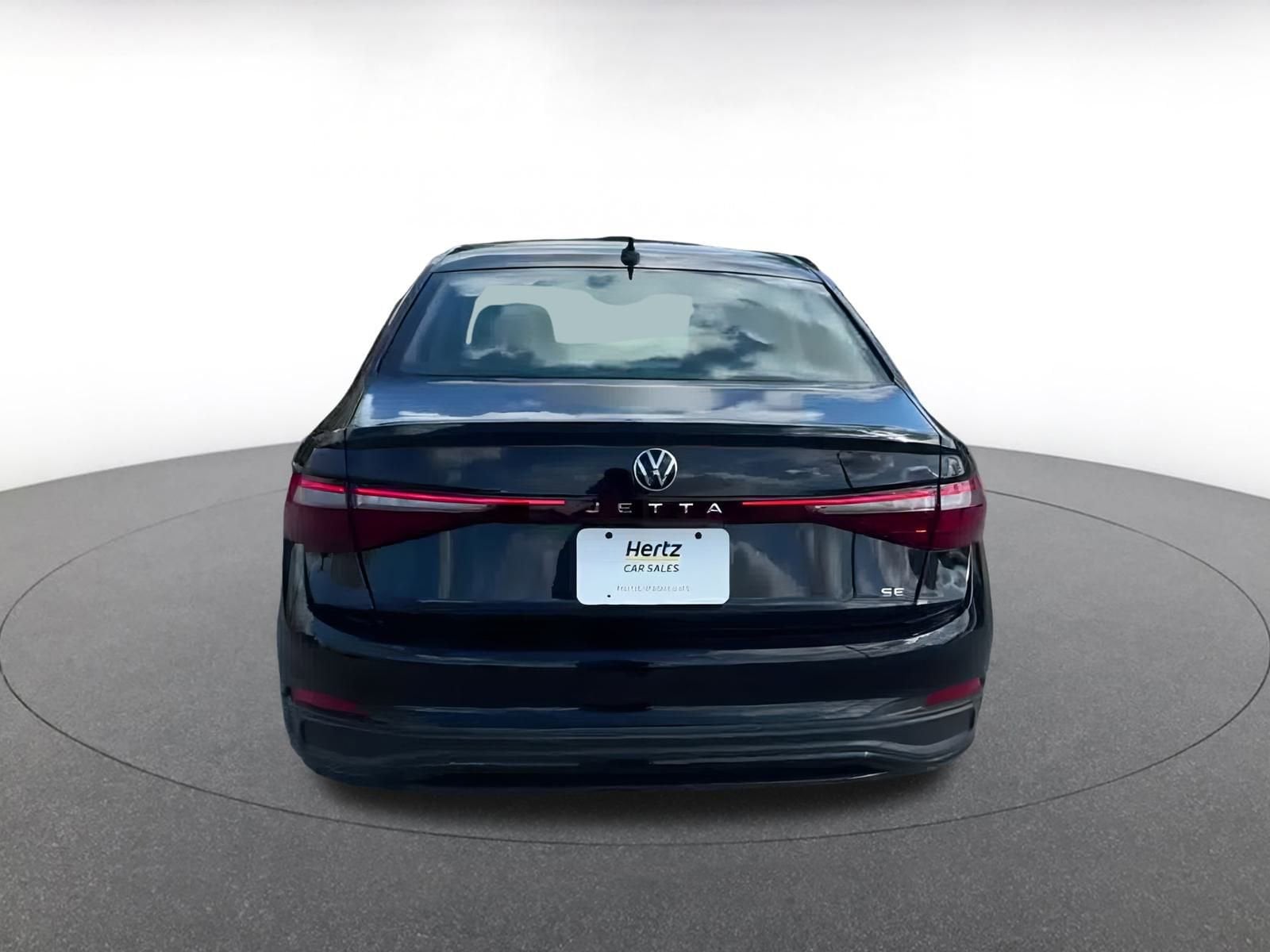 Thumbnail: 2025 Volkswagen Jetta - 12