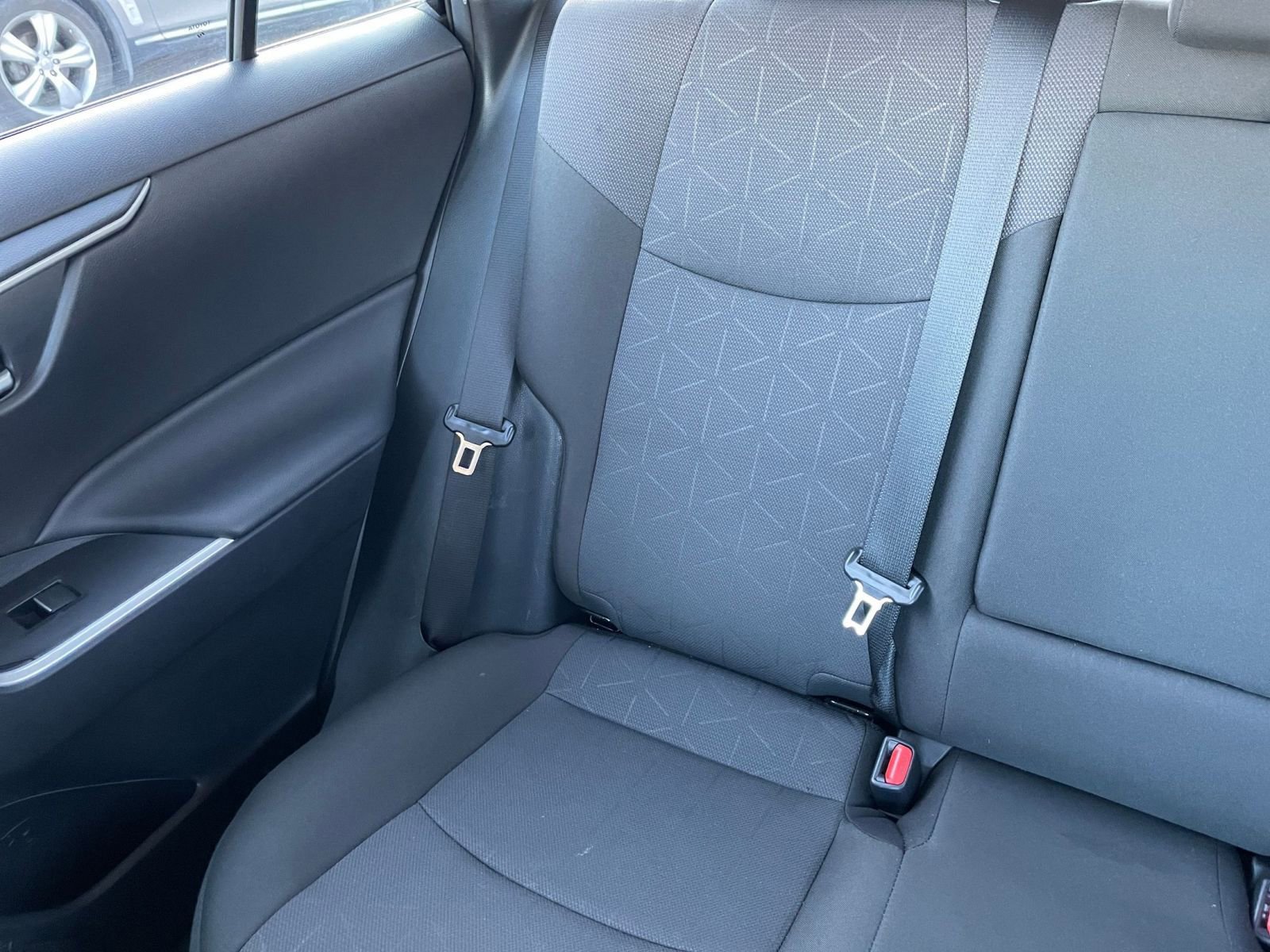 Thumbnail: 2025 Toyota RAV4 - 34