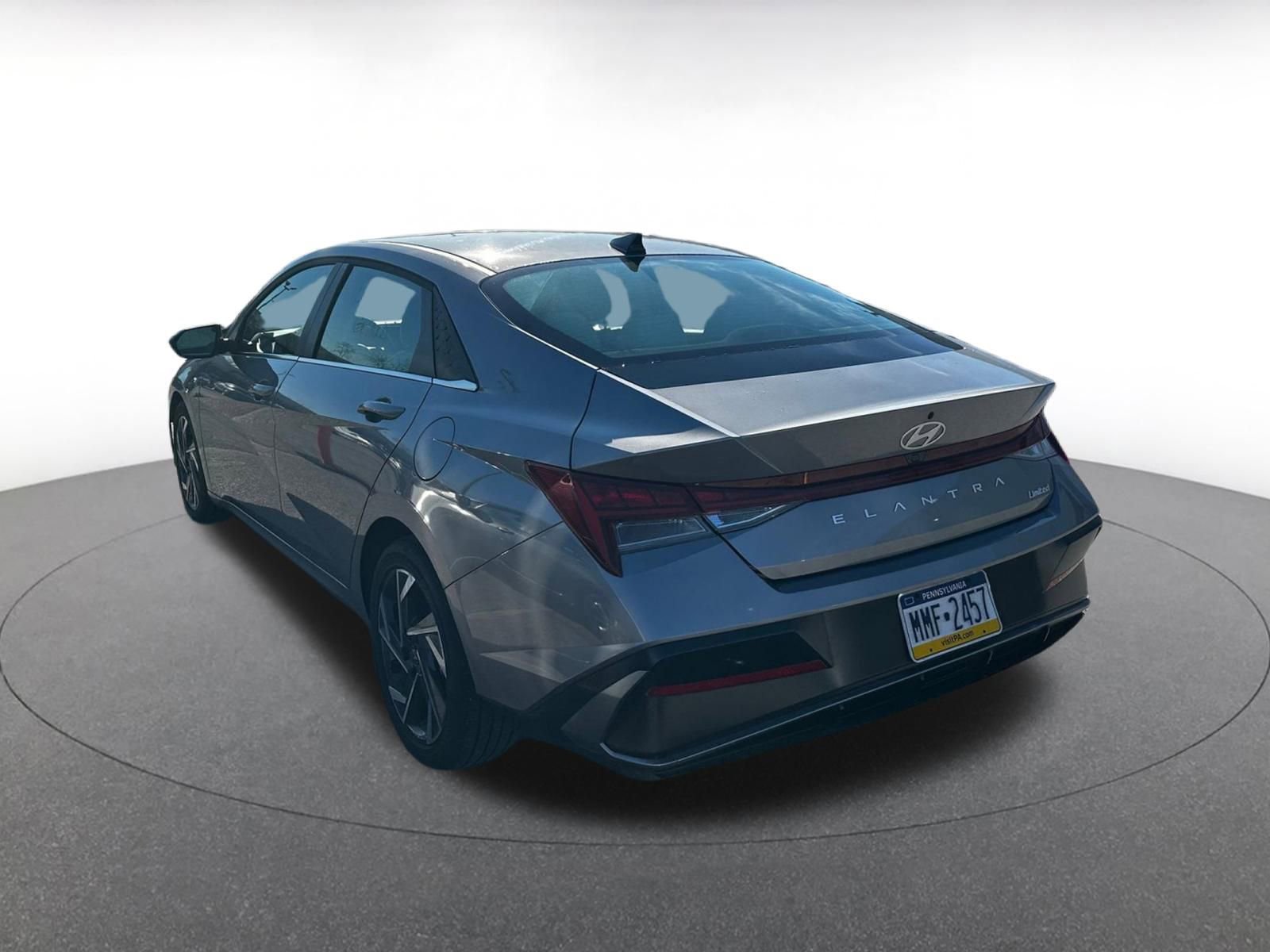 Thumbnail: 2025 Hyundai Elantra - 3