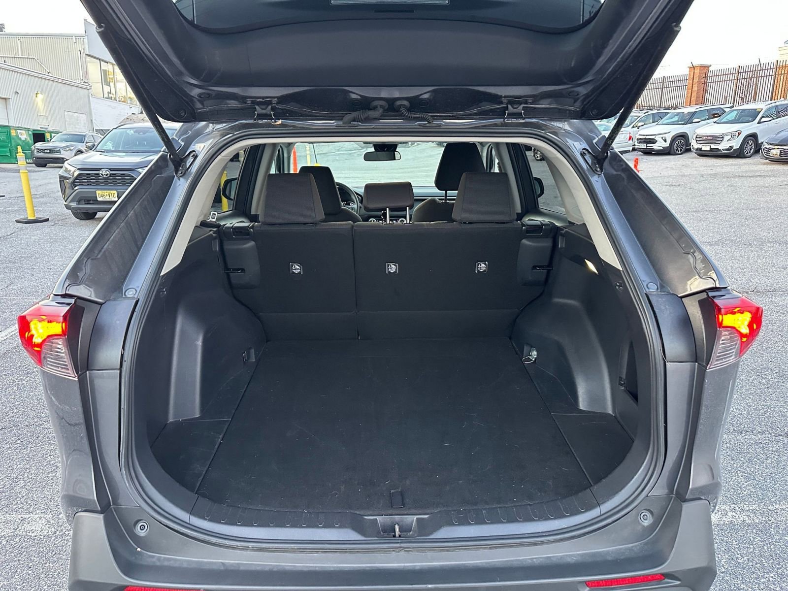 Thumbnail: 2025 Toyota RAV4 - 30