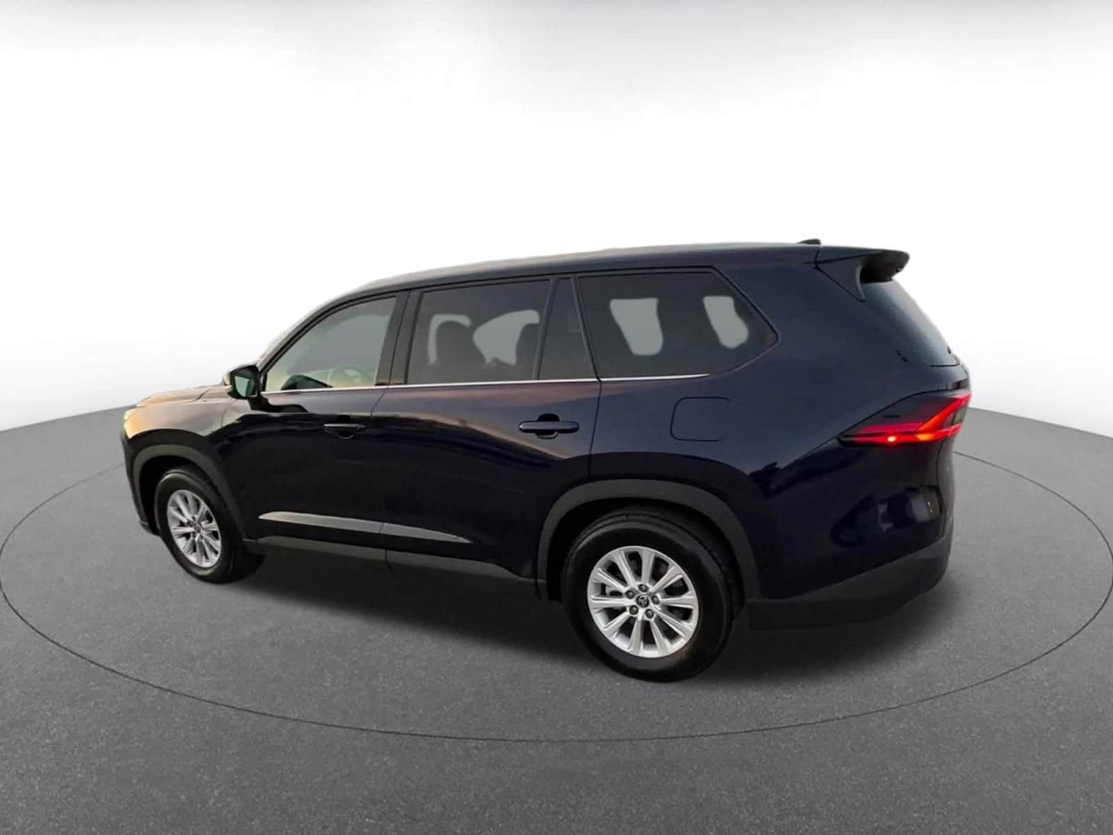 Thumbnail: 2025 Toyota Grand Highlander - 10