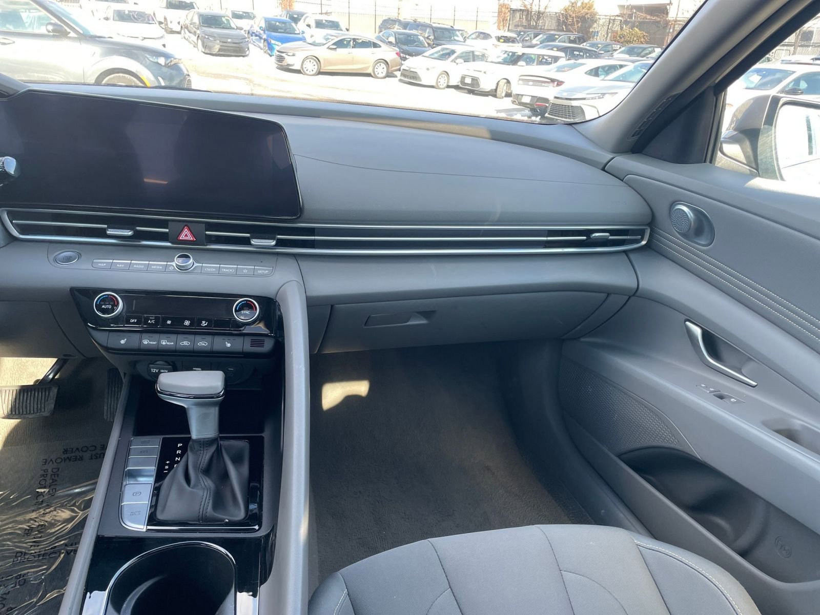 Thumbnail: 2025 Hyundai Elantra - 34