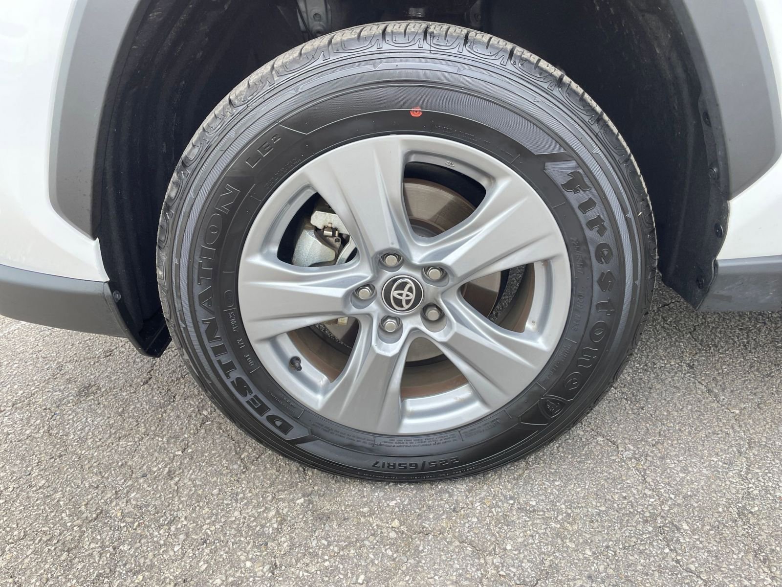 Thumbnail: 2025 Toyota RAV4 - 29