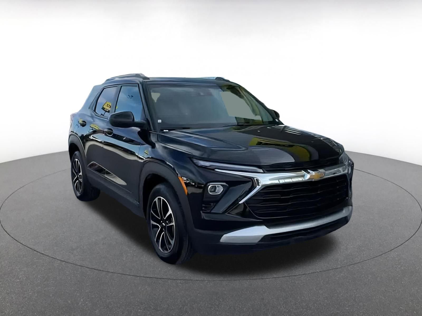 Thumbnail: 2025 Chevrolet TrailBlazer - 3