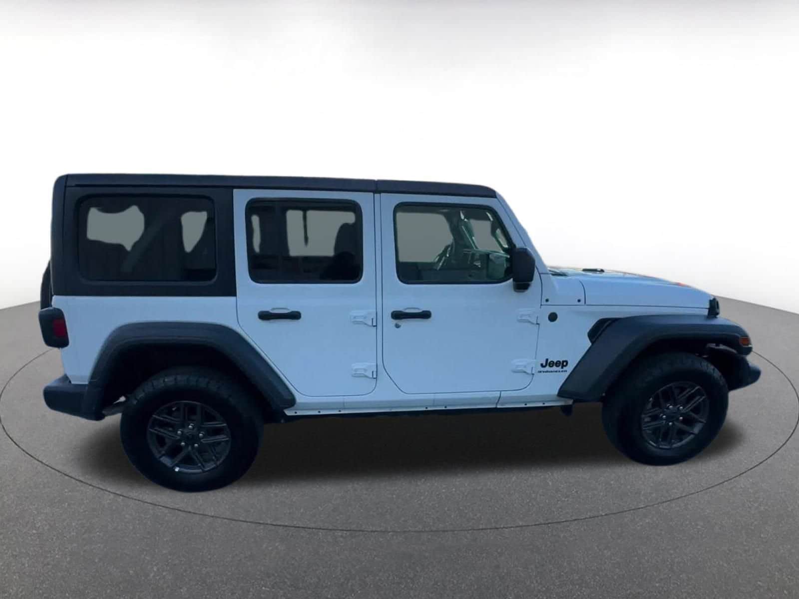 Thumbnail: 2025 Jeep Wrangler - 16