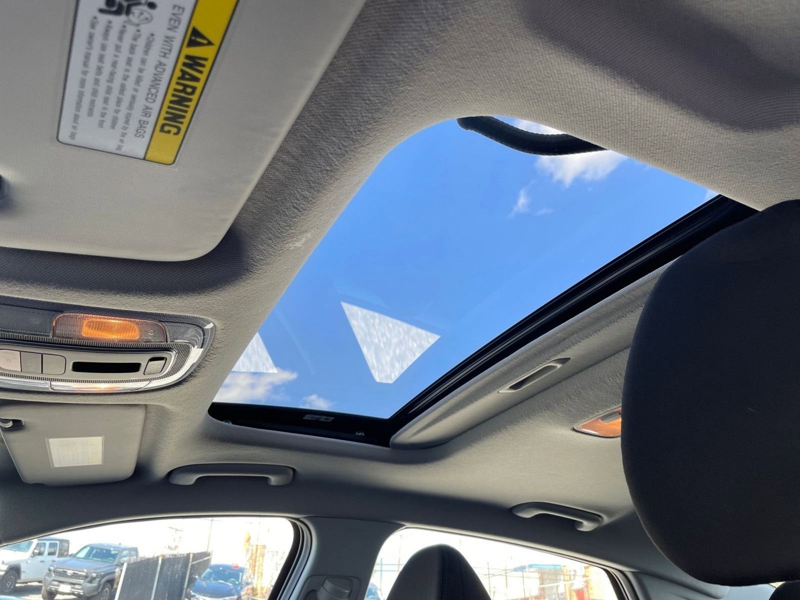 Thumbnail: 2025 Hyundai Elantra - 30