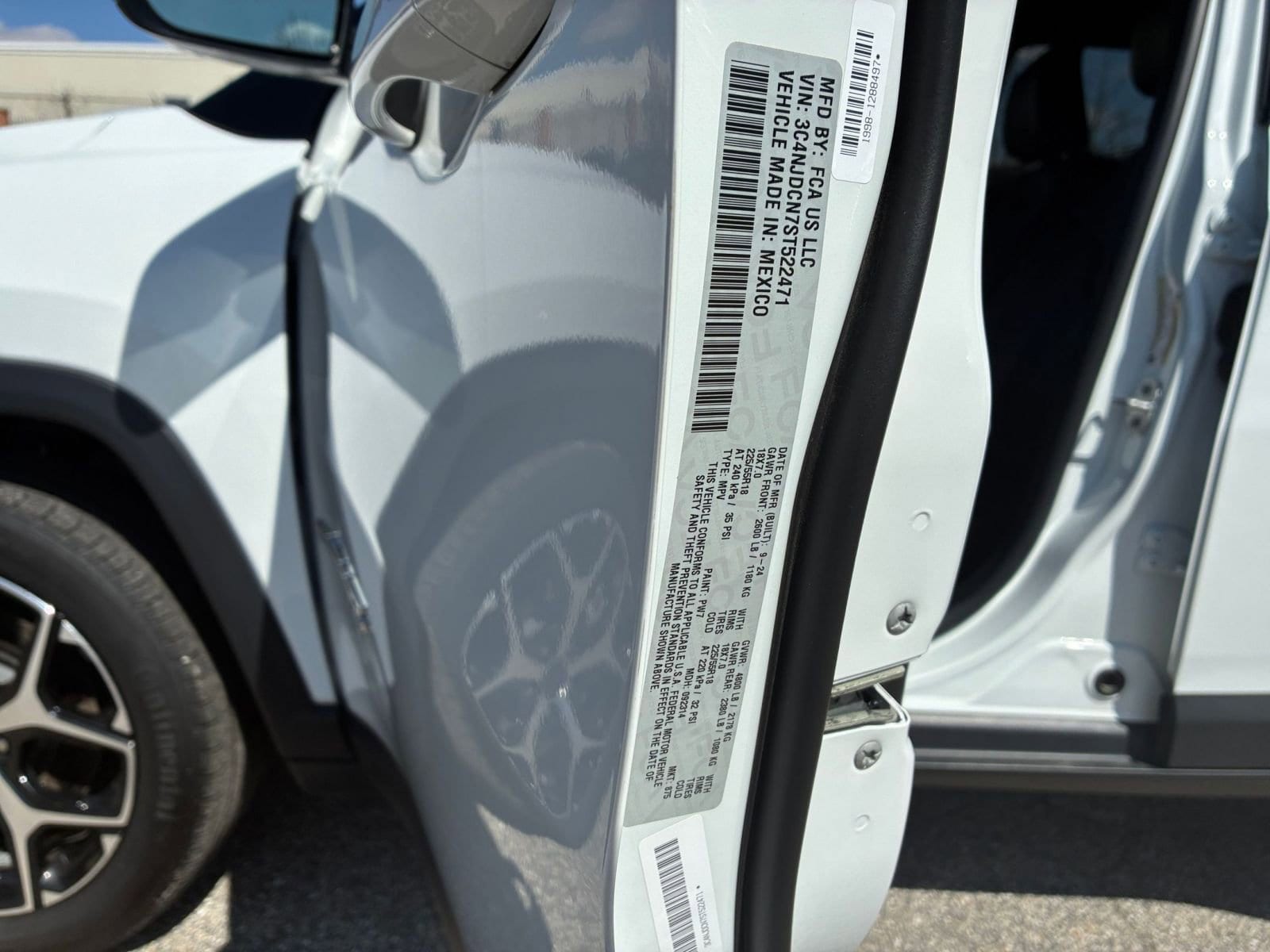 Thumbnail: 2025 Jeep Compass - 23