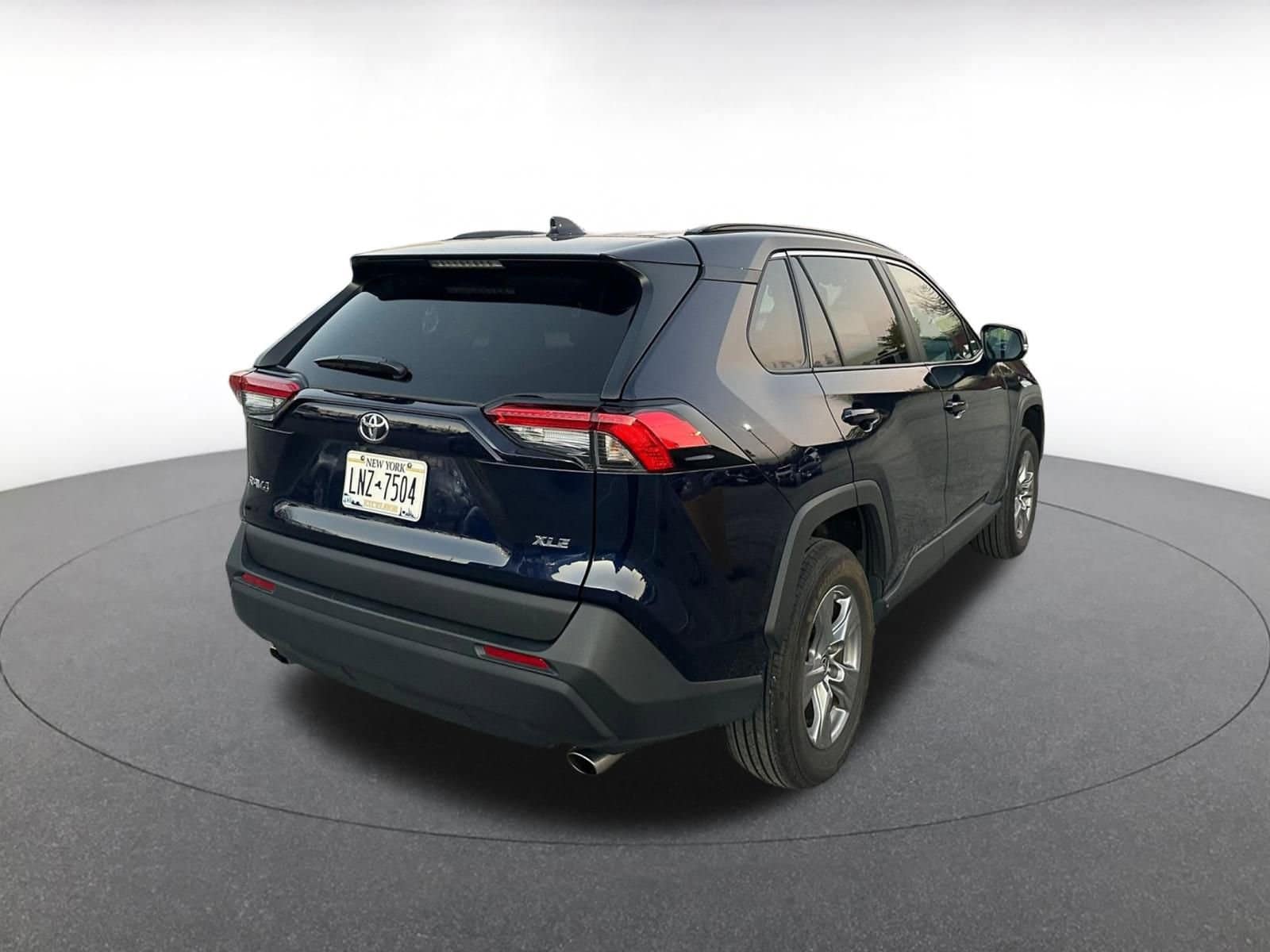 Thumbnail: 2025 Toyota RAV4 - 6